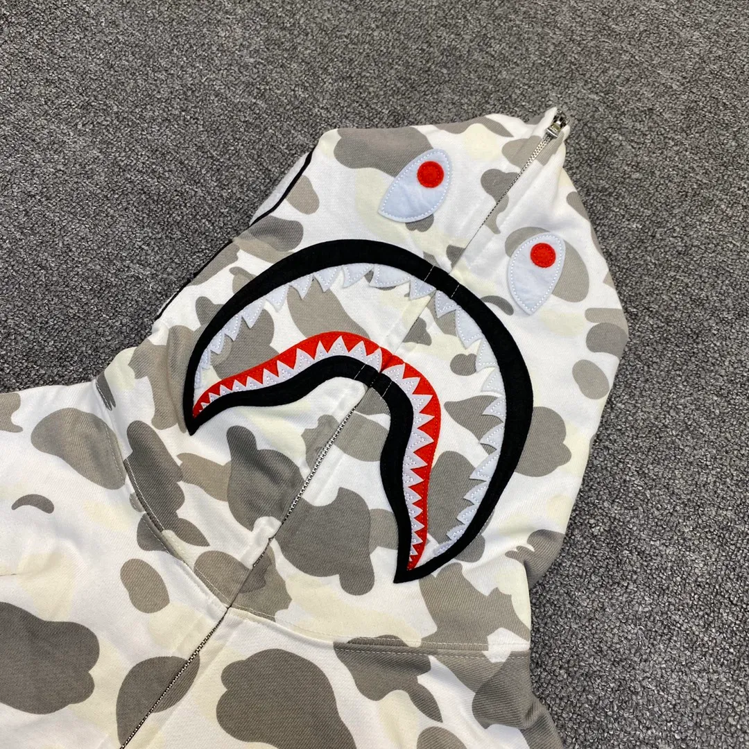 💰400 BAPE Classic black and white luminous camouflage shark zipper hooded sweatshirt Top-notch custom fabrics Complete labels Super exquisite workmanship details Couple style: S—XXL [Black White]
