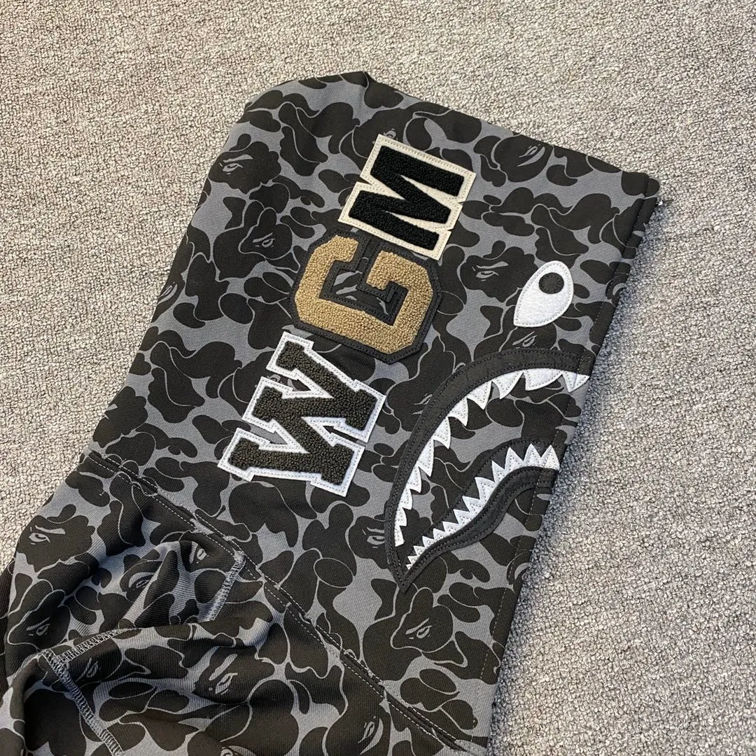 💰380 Dover Street Market Bape DSM 15th Anniversary Ginza Limited Camouflage Shark Sweatshirt Hoodie Couple Style: S—XXL [Gray]