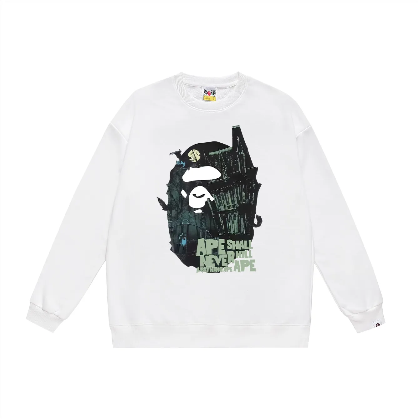 P150 model number SC447# terry 75 plus velvet 80 (top version) BAPE Halloween limited ape head mansion pattern round neck sweatshirt. Made of 350g large terry (drop shoulder large version) fabric. The texture is soft and non-pilling. Imported environmentally friendly printing glue. The pattern is bright and three-dimensional. Quality 💥Same style for men and women. The upper body is trendy. Color: black white gray Size: S M L XL XXL
