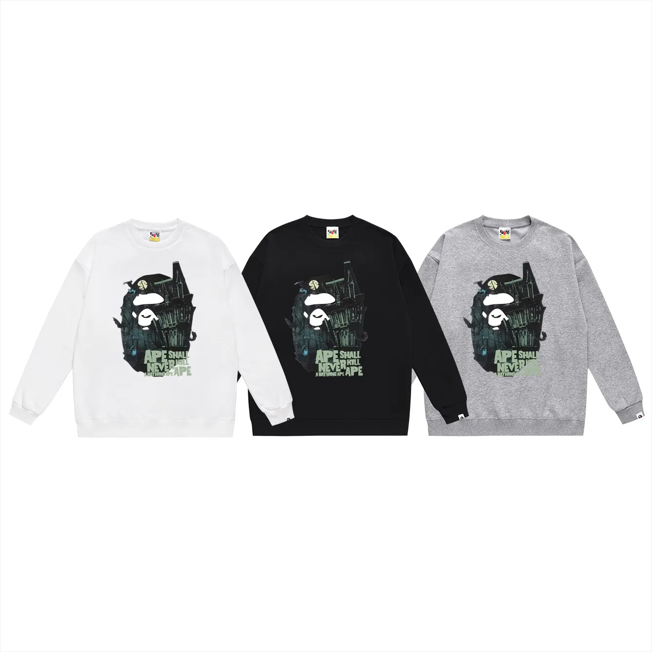 P150 model number SC447# terry 75 plus velvet 80 (top version) BAPE Halloween limited ape head mansion pattern round neck sweatshirt. Made of 350g large terry (drop shoulder large version) fabric. The texture is soft and non-pilling. Imported environmentally friendly printing glue. The pattern is bright and three-dimensional. Quality 💥Same style for men and women. The upper body is trendy. Color: black white gray Size: S M L XL XXL
