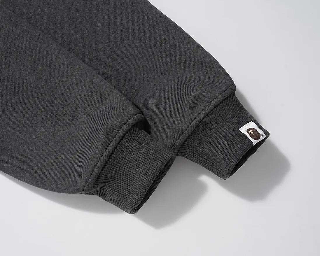 P150 model number: SC-20000# BAPE classic embroidered ape badge color: white black pink bright red apricot olive green yellow sky blue light green purple dark gray dark blue burgundy Klein blue dark green 1.0 white gray 1.5 flower gray coffee color khaki dragon fruit color Size: S M L XL XXL Weight: 330 grams of Chinese cotton composite milk silk