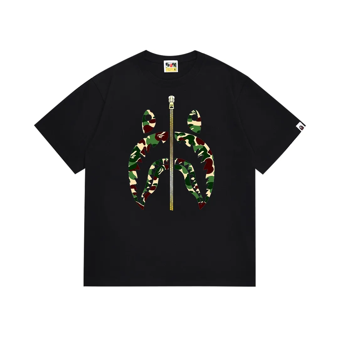 SC089#p110💰 (Top version) BAPE camouflage shark zipper print pattern solid color short-sleeved T-shirt Made of 260 grams of high-quality high-weave pure cotton fabric, double yarn combed, soft and non-pilling texture, imported environmentally friendly printing glue, bright and three-dimensional pattern, quality 💥Same style for men and women, the upper body is fashionable Color: black green white green black red white red black blue white blue Size: S M L XL XXL