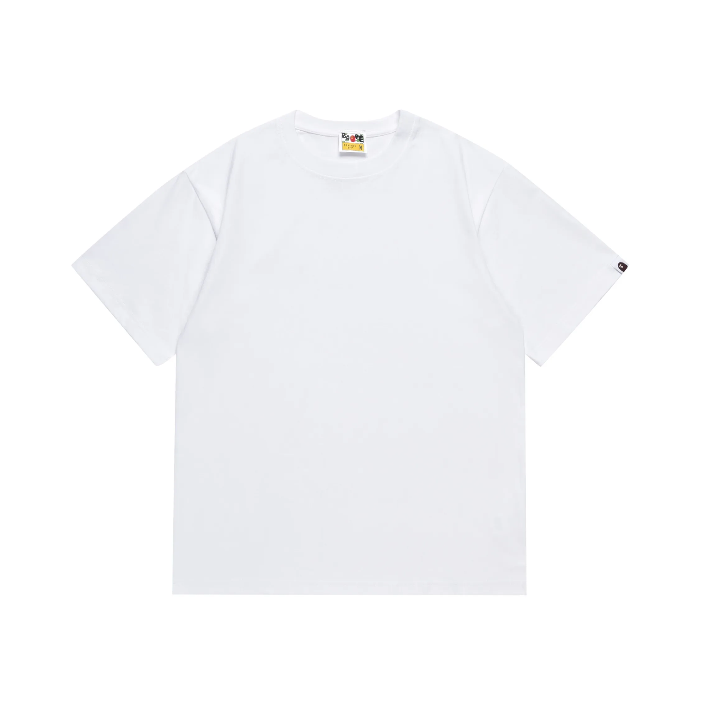 P110 SC052# (top version) BAPE ape head letter printed short-sleeved T-shirt. Large letter printed on the back. Made of 260 grams of high-quality high-weave pure cotton fabric. Double yarn combed. Soft texture and no pilling. Imported environmentally friendly printing glue. Bright and three-dimensional pattern. Quality💥Same style for men and women. The upper body is trendy. Color: black and white. Size: S M L XL XXL