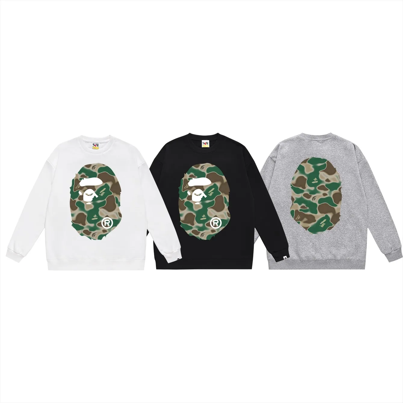 P150 model number SC474# terry 75 plus velvet 80 (top version) BAPE LIQUID CAMO BIG APE big ape head round neck sweatshirt Made of 350g large terry (drop shoulder large version) fabric, soft texture and no pilling Imported environmentally friendly printing glue The pattern is bright and three-dimensional Quality 💥Same style for men and women The upper body is trendy Color: black green white green gray green Size: S M L XL XXL