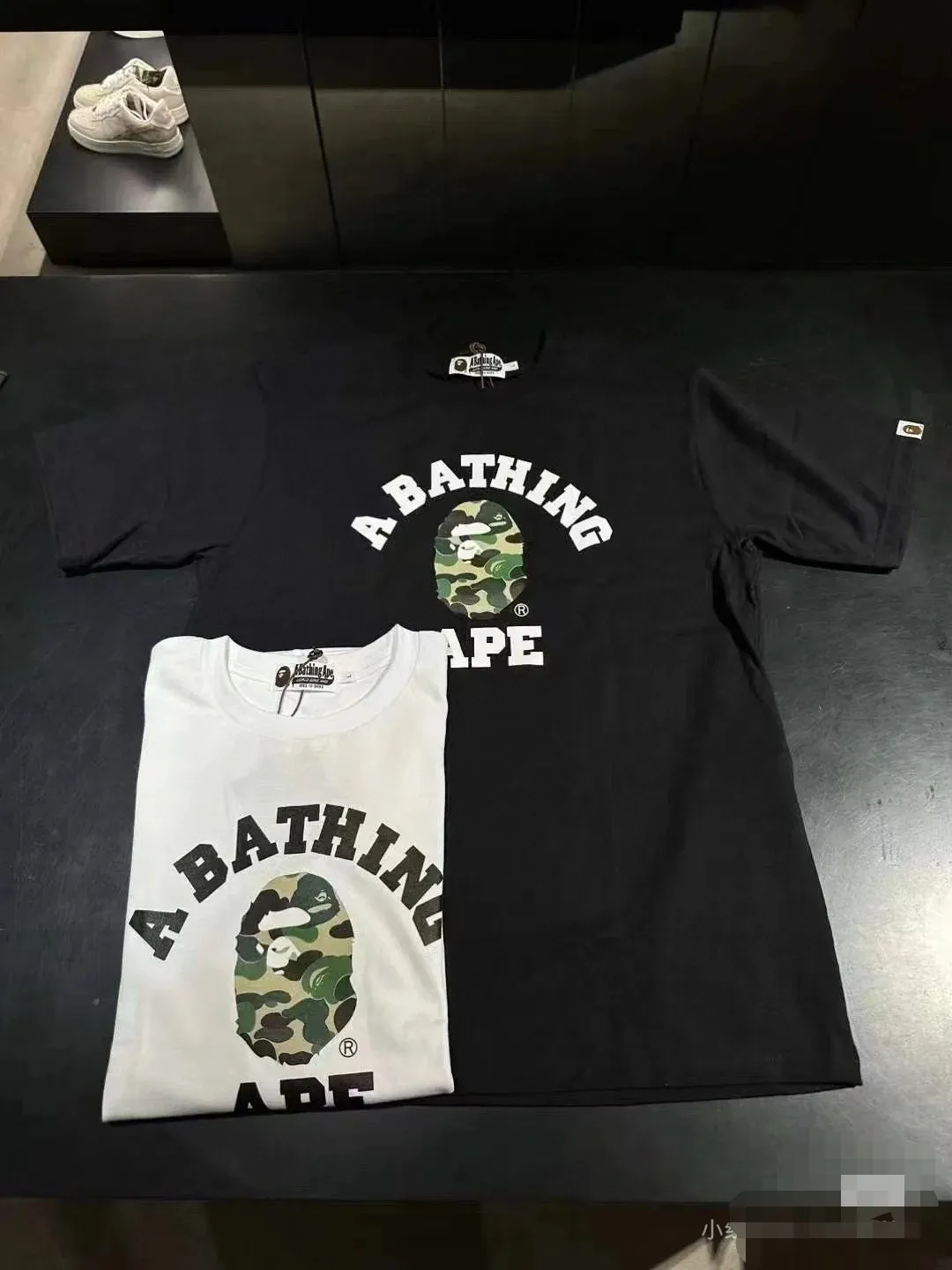 P110 00117 A BATHING APE BAPE SS23 camouflage ape head letter print casual short-sleeved T-shirt, same style for men and women, size smlxlxxl, black and green camouflage, black and yellow camouflage, white and green camouflage, white and yellow camouflage