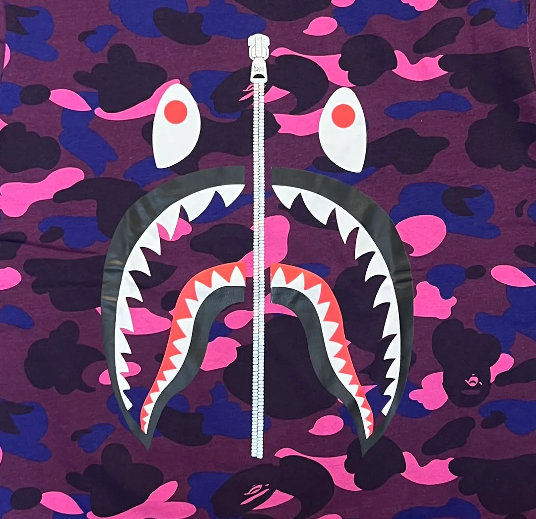 💰140 BAPE shark camouflage WGM classic reproduction ZP version 255g weight pure cotton all-over printed camouflage couple model: S-XXL [green yellow red purple blue]