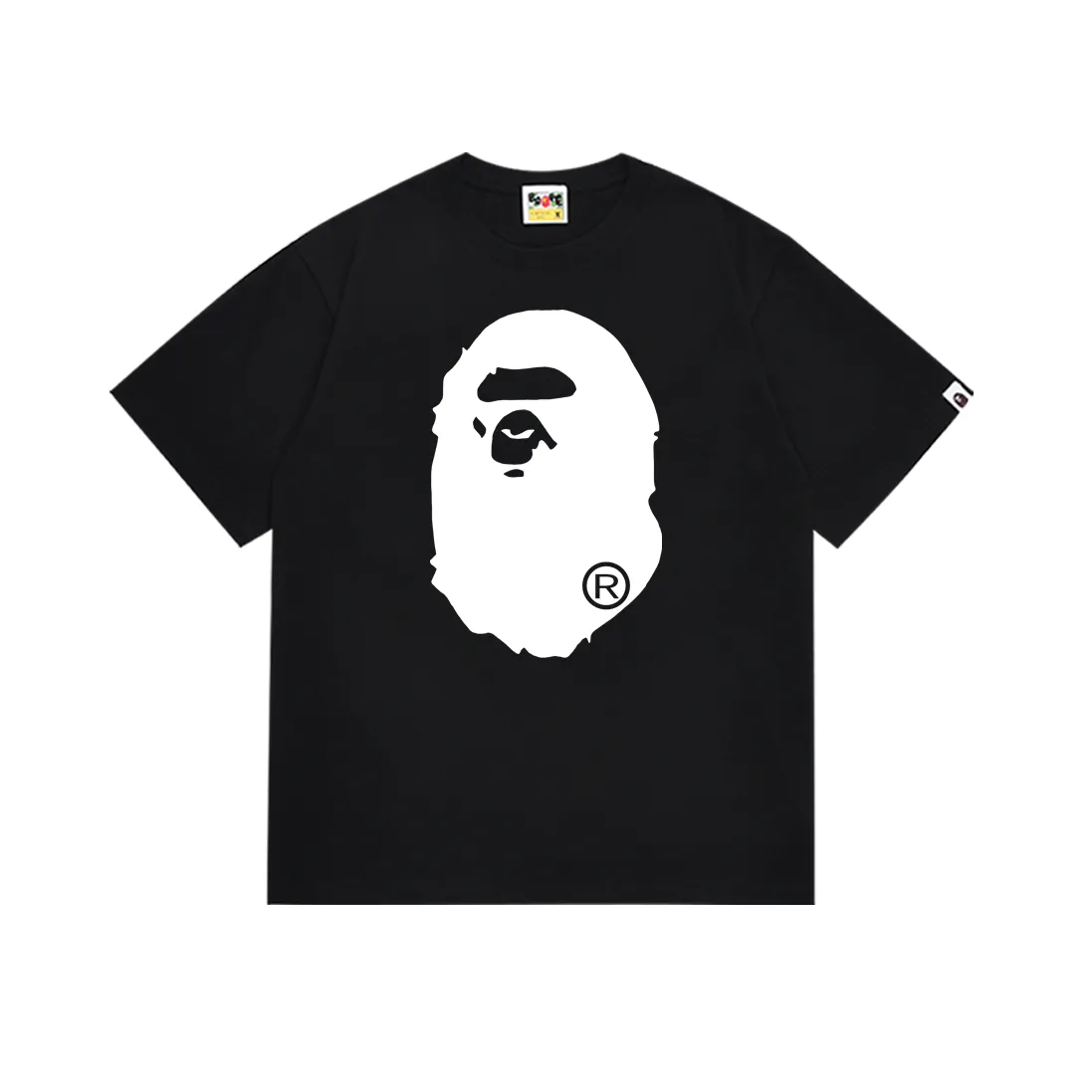P110 SC068# (top version) BAPE ape head classic letter printed short-sleeved T-shirt with great ape head pattern. Made of 260 grams of high-quality high-weave pure cotton fabric. Double yarn combed. Soft texture and no pilling. Imported environmentally friendly printing glue. Bright and three-dimensional pattern. Quality 💥Same style for men and women. The upper body is trendy. Color: black and white. Size: S M L XL XXL