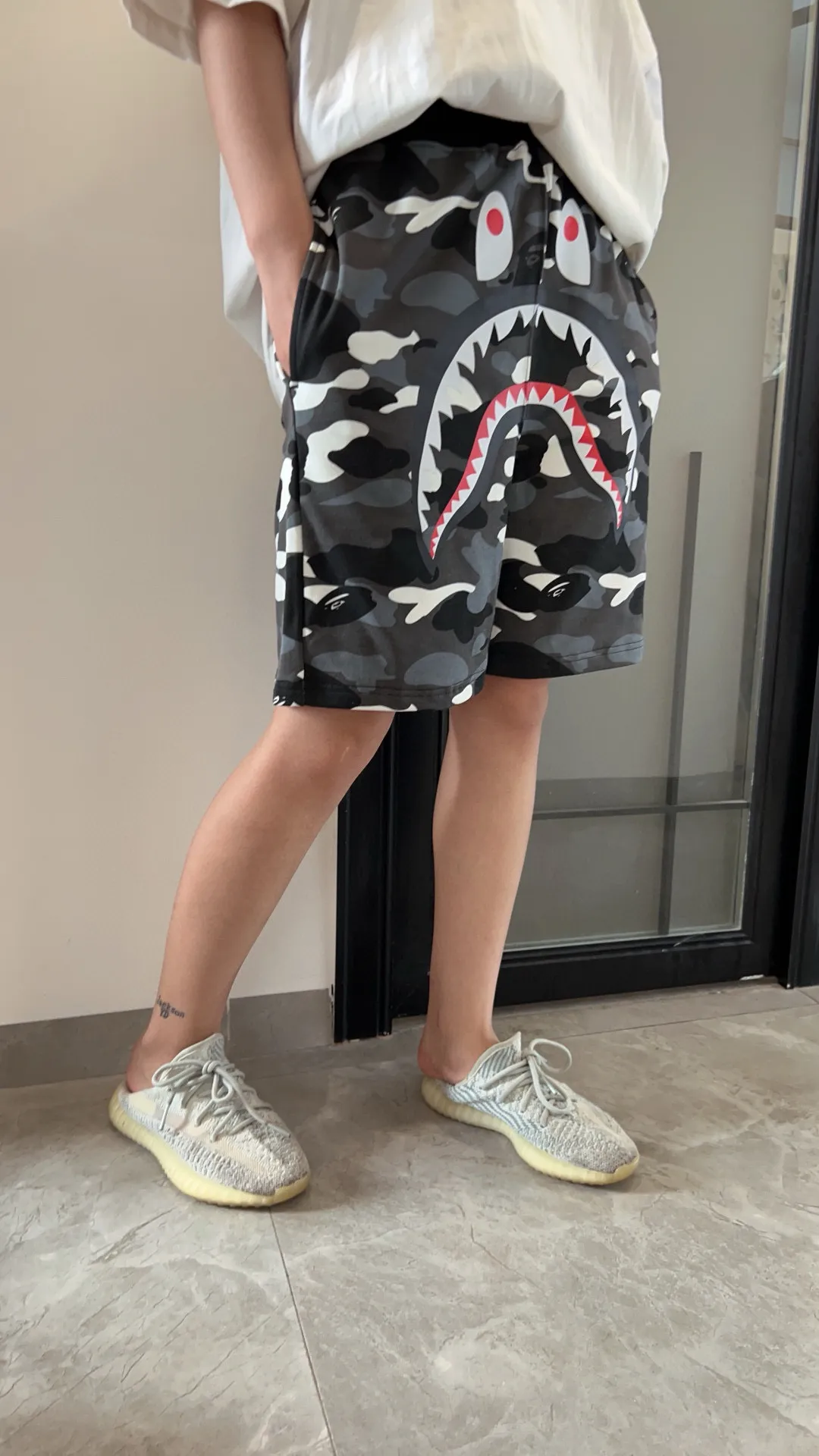 💰200 BAPE luminous camouflage shark print shorts 340g pure cotton custom fabric ZP version Couple style: M-XXL [grey white]