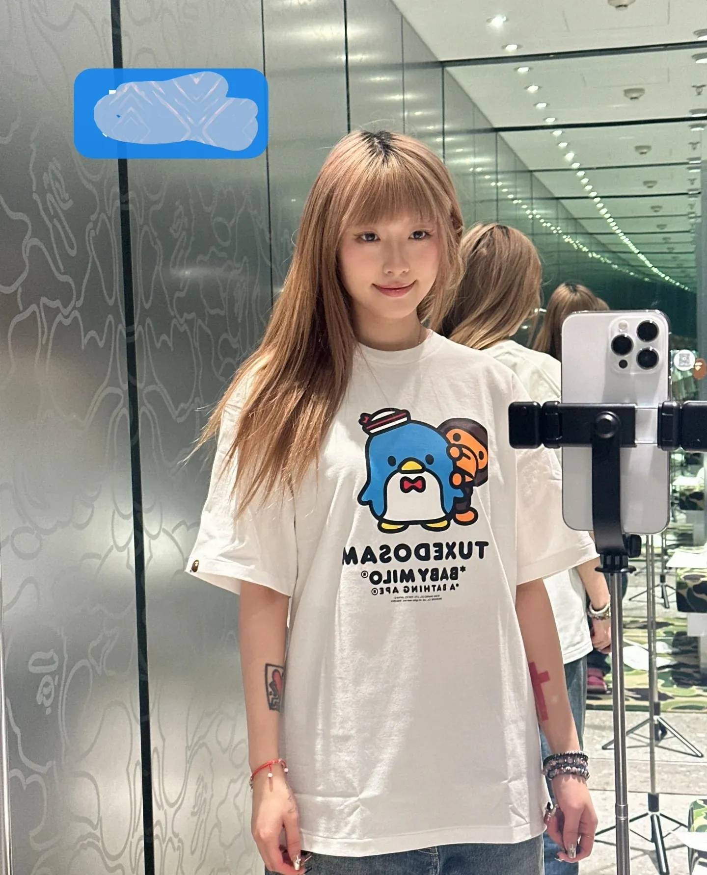 P110 00134 BAPE x Sanrio/Sanrio joint model FW24 TUXEDOSA Sam Penguin pattern printed logo round neck short-sleeved T-shirt, same style for men and women, size smlxlxxl, white