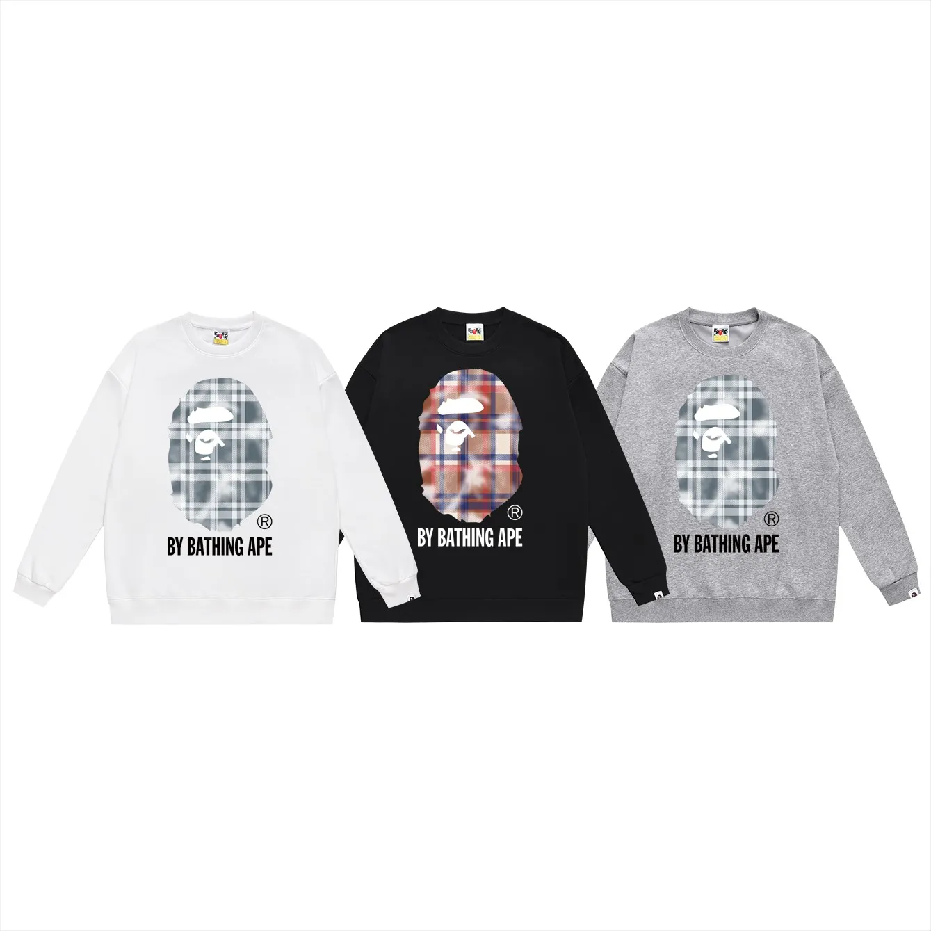 P150 model number SC491# terry 75 plus velvet 80 (top version) BAPE bleached plaid ape head letter pattern printed round neck sweatshirt Made of 350g large terry (drop shoulder large version) fabric, soft texture and no pilling Imported environmentally friendly printing glue The pattern is bright and three-dimensional Quality 💥Same style for men and women The upper body is trendy Color: black white gray Size: S M L XL XXL