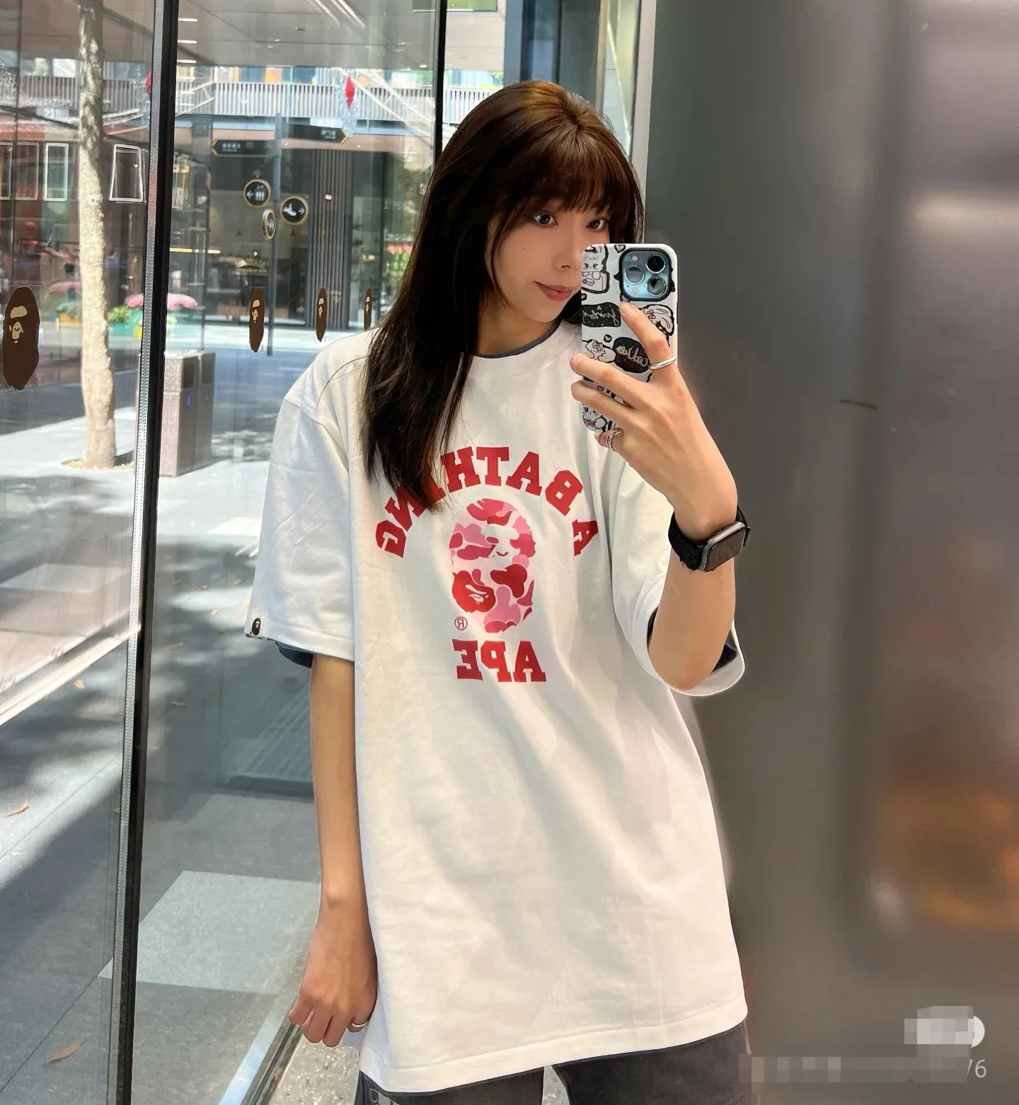 P110 001120 BAPE SS25 camouflage ape pattern comfortable and versatile short-sleeved T-shirt, same style for men and women, size smlxlxxl, white pink, black pink, white blue, black blue