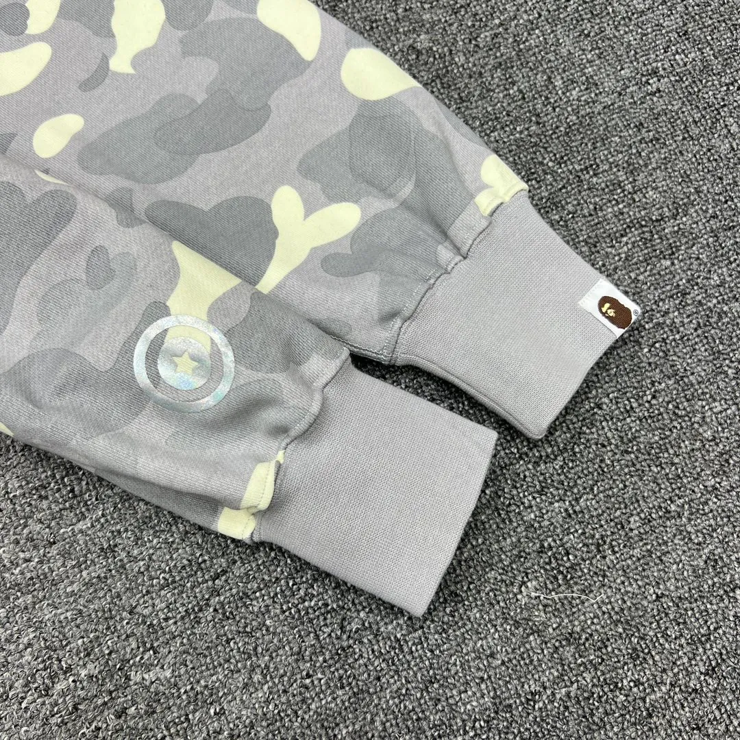 💰410 BAPE CITY CAMO SHARK HOODIE Glow-in-the-dark camouflage laser shark hooded zipper sweatshirt Machine-printed camouflage Top-quality fabric High-end 1:1 replica Customized fabric Couple style: S—XXL [Silver Gray Black]