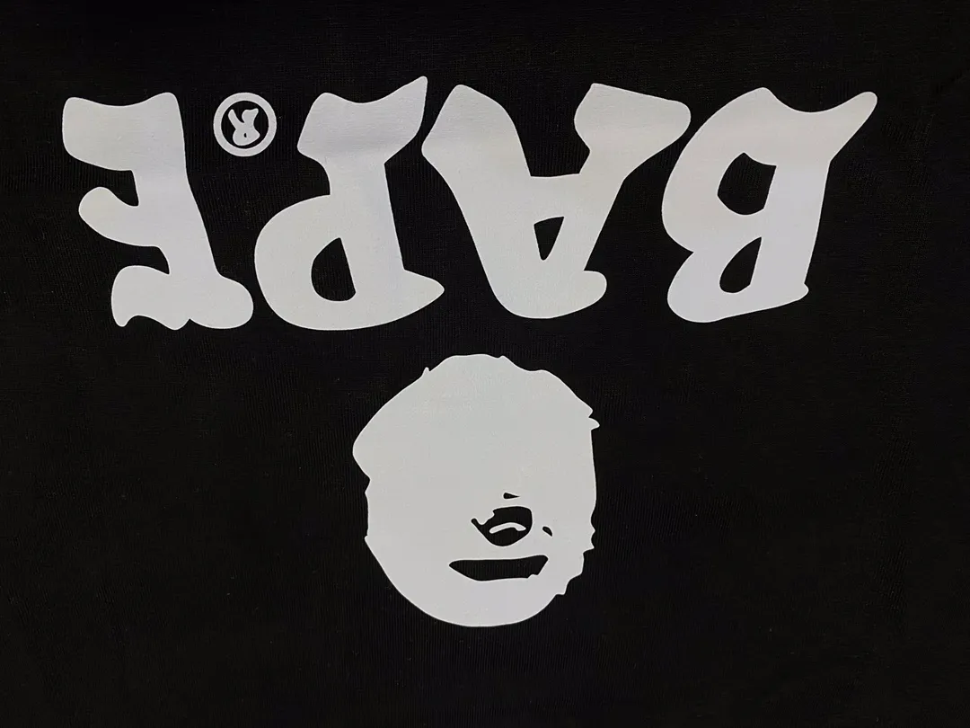 SC135#p110💰 (top version) BAPE contrasting ape head letter pattern printed short-sleeved T-shirt Made of 260 grams of high-quality high-weave pure cotton fabric, double yarn combed, soft texture and no pilling Imported environmentally friendly printing glue, bright and three-dimensional pattern, quality 💥Same style for men and women, the upper body is fashionable Color: black white Size: S M L XL XXL
