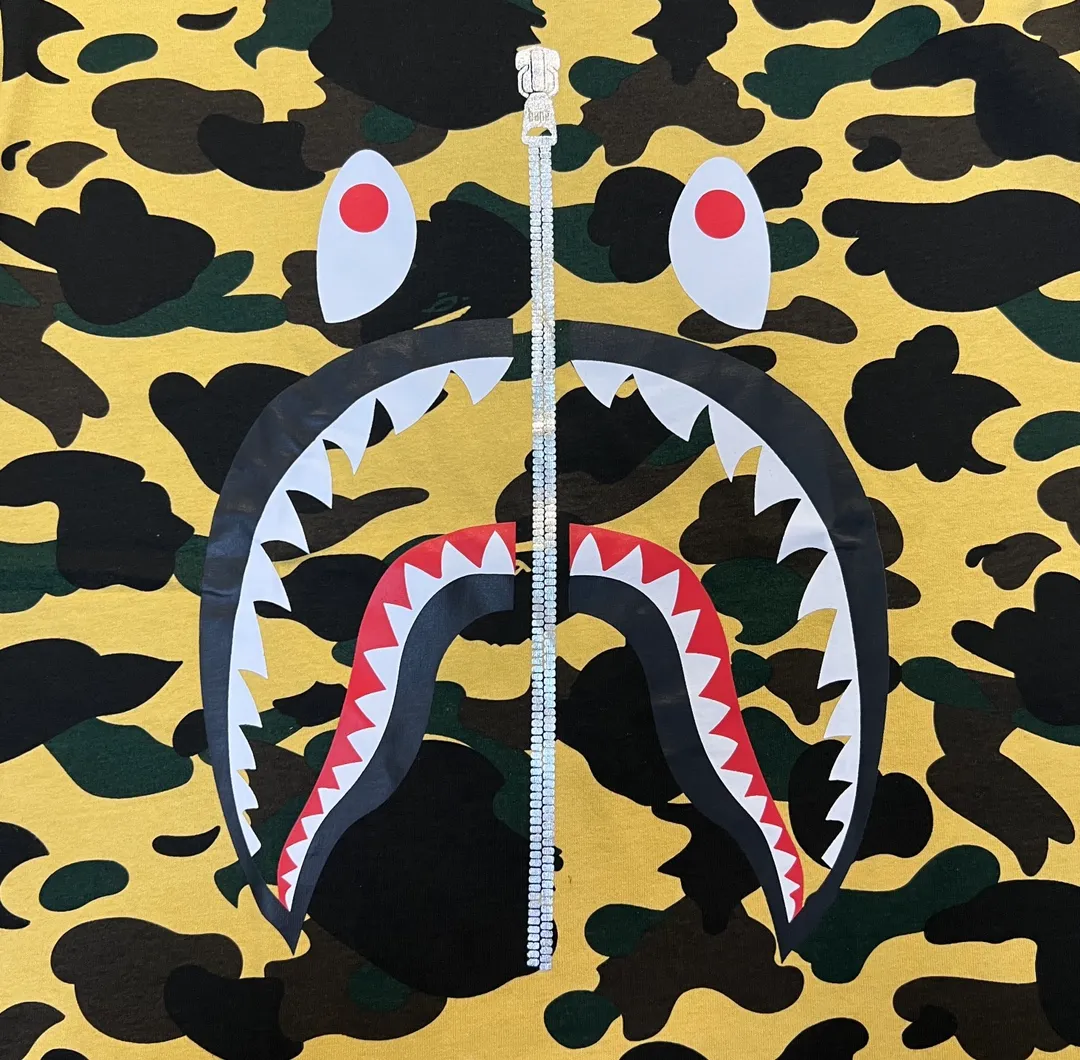 💰140 BAPE shark camouflage WGM classic reproduction ZP version 255g weight pure cotton all-over printed camouflage couple model: S-XXL [green yellow red purple blue]
