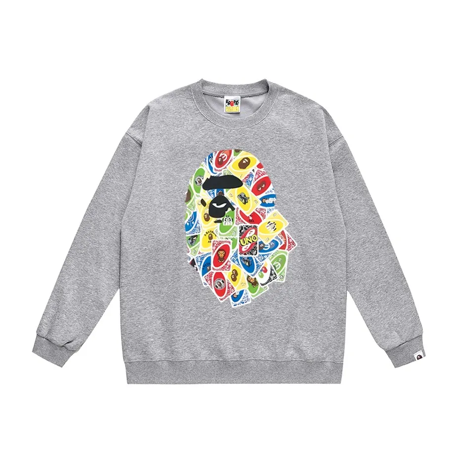 P170 model number SC305# terry 80 plus velvet 85 (top version) BAPE ape head playing card printed round neck sweatshirt. Made of 350g large terry (drop shoulder large version) fabric. The texture is soft and non-pilling. Imported environmentally friendly printing glue. The pattern is bright and three-dimensional. Quality 💥Same style for men and women. The upper body is trendy. Color: black white gray Size: S M L XL XXL