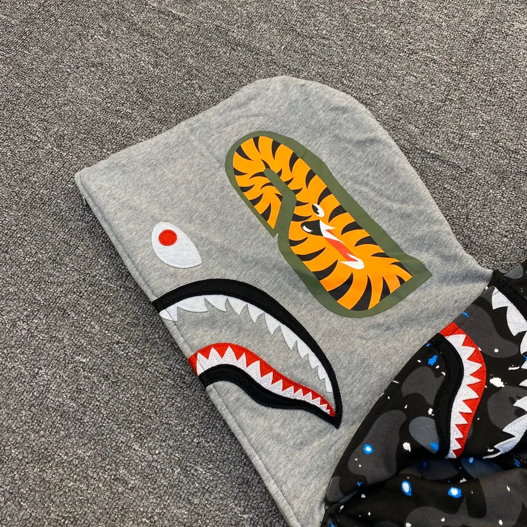 💰440 BAPE SPACE CAMO SHARK 21SS Luminous starry sky camouflage double-headed shark sweatshirt Couple style: S—XXL [Black White]