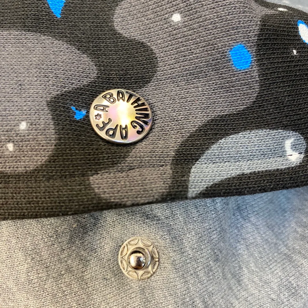 💰440 BAPE SPACE CAMO SHARK 21SS Luminous starry sky camouflage double-headed shark sweatshirt Couple style: S—XXL [Black White]