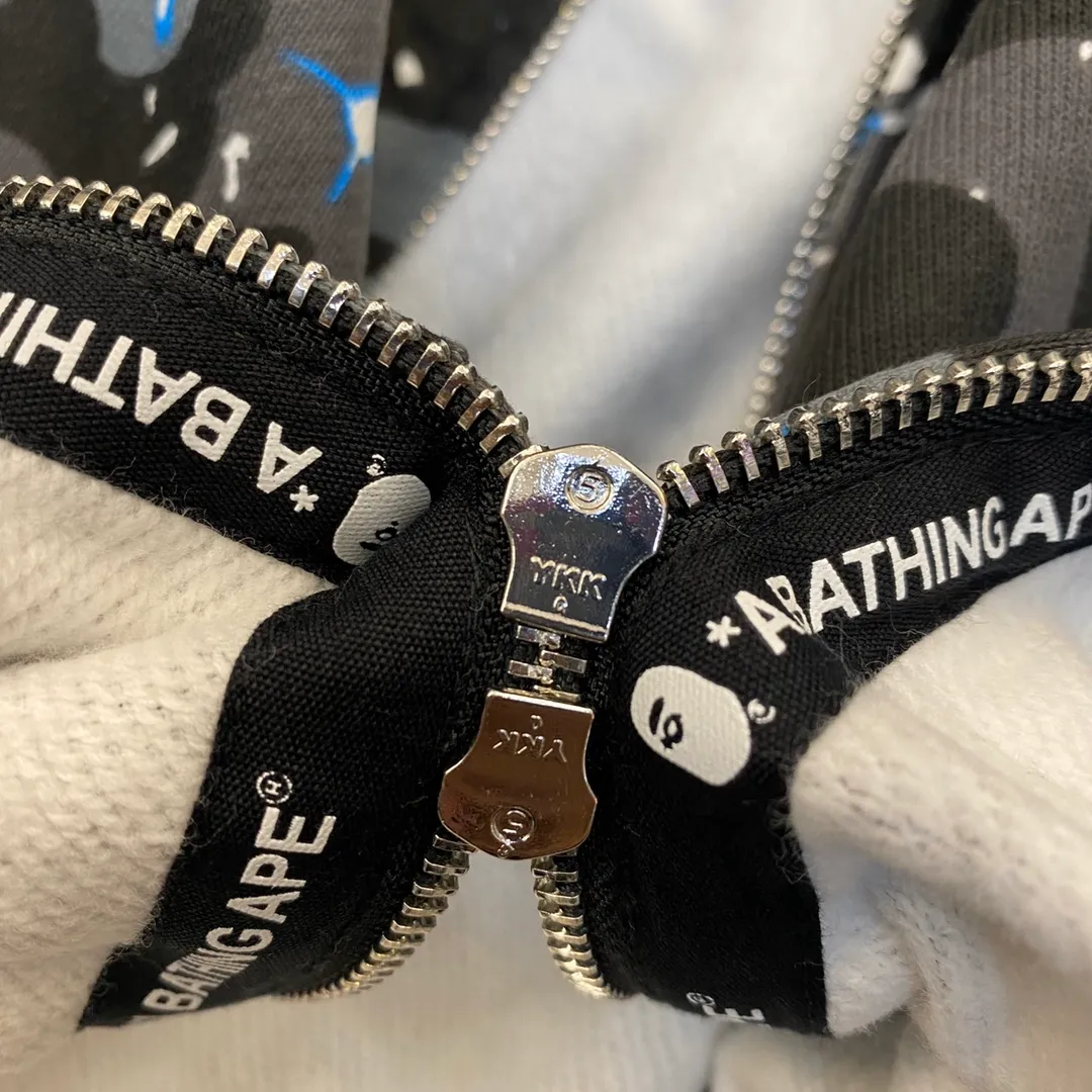 💰440 BAPE SPACE CAMO SHARK 21SS Luminous starry sky camouflage double-headed shark sweatshirt Couple style: S—XXL [Black White]