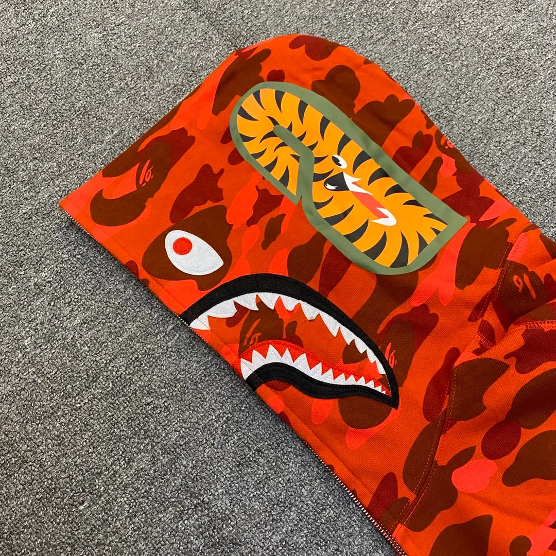 💰380 BAPE 1ST CAMO SHARK FULL Classic counter model Camouflage shark hooded zipper sweatshirt Machine-printed camouflage Top-quality fabric High-end 1:1 replica Customized fabric Couple model: S—XXL [Camouflage yellow, Camouflage green, Camouflage red, Camouflage purple, Camouflage blue, Camouflage gray]