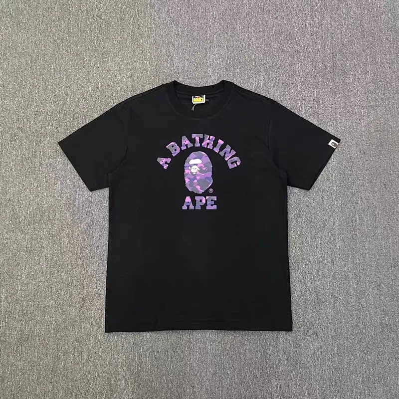 P110 001092 BAPE camouflage ape head print round neck short-sleeved T-shirt, same style for men and women, size smlxlxxl, black and blue camouflage, white and blue camouflage, black and purple camouflage, white and purple camouflage, black and red camouflage, white and red camouflage