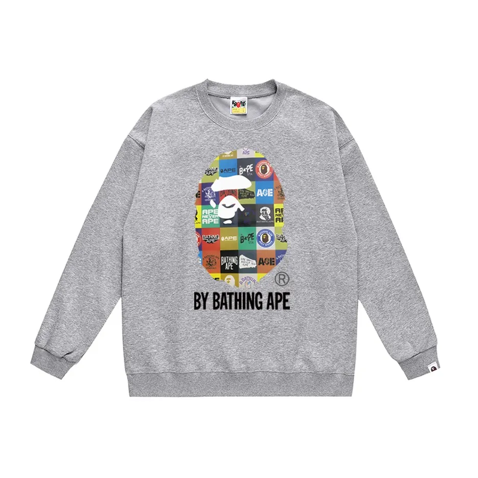 P170 model number SC306# terry 80 plus velvet 85 (top version) BAPE ape head cartoon icon printed round neck sweatshirt. Made of 350g large terry (drop shoulder large version) fabric. The texture is soft and non-pilling. Imported environmentally friendly printing glue. The pattern is bright and three-dimensional. Quality 💥Same style for men and women. The upper body is trendy. Color: black white gray Size: S M L XL XXL