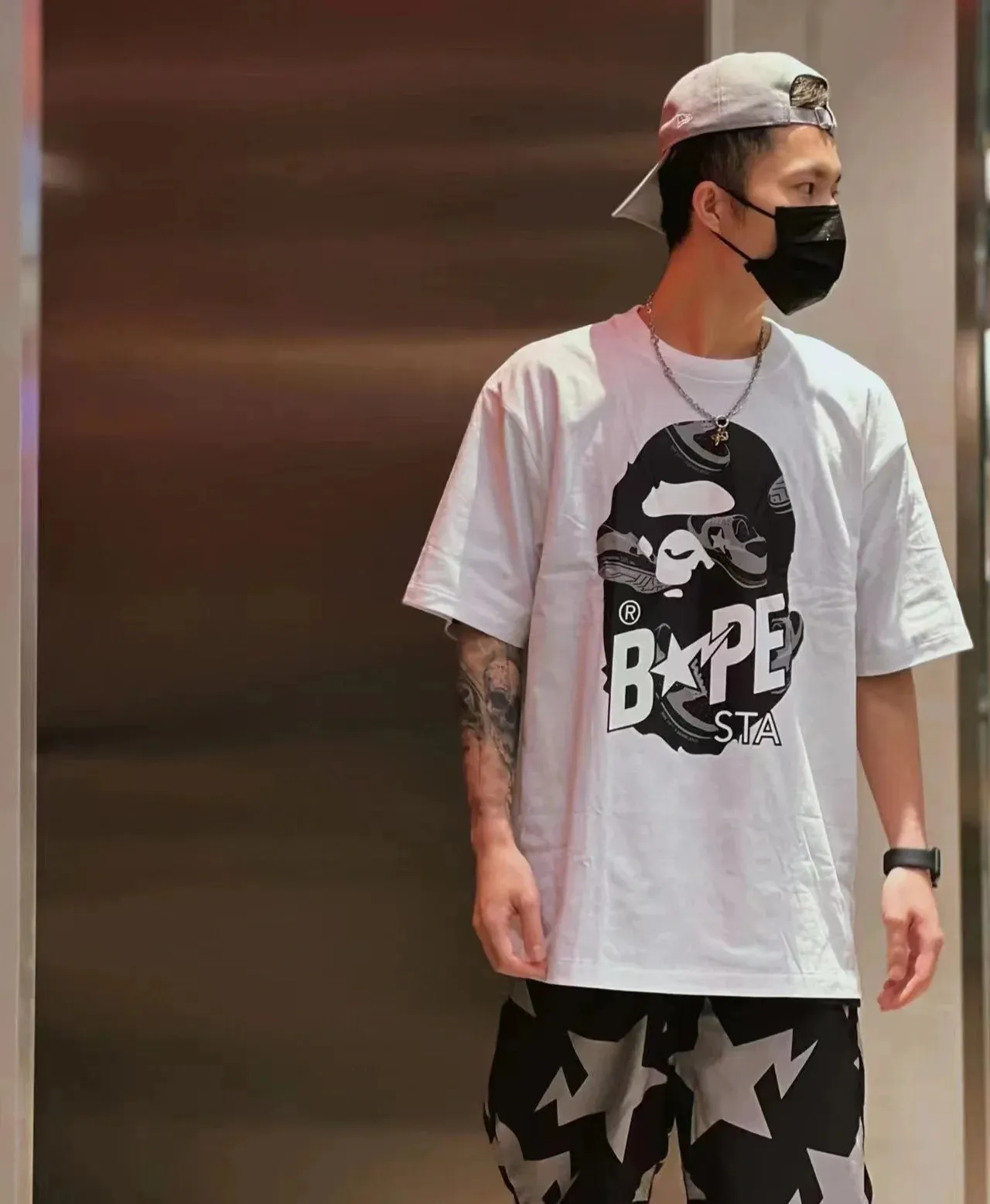 P110 00162 A BATHING APE Ape Head Series Ranpe Bape Sta printed loose short-sleeved T-shirt, same style for men and women, size smlxlxxl, black black, black blue, white black, white blue