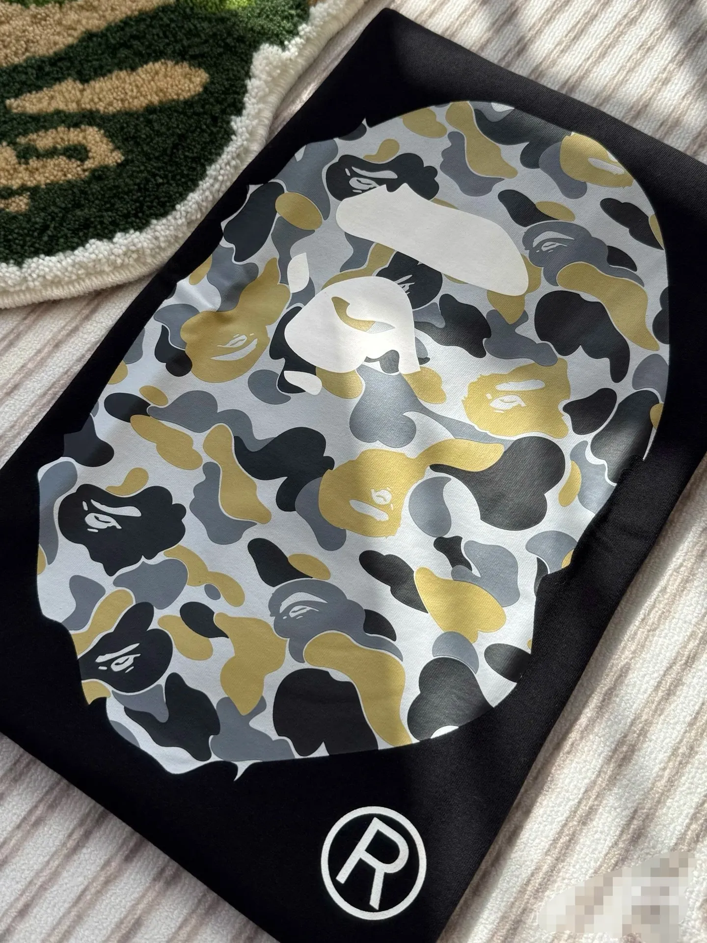 P110 001162 BAPE FW24 Ginza limited camouflage print pattern round neck short-sleeved T-shirt on the chest, same style for men and women, size smlxlxxl, black, white