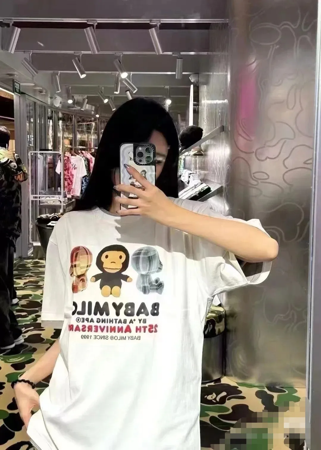 P110 001101 BAPE FW24 BABY MILO 25th Anniversary Series Sanrio co-branded cartoon monkey print pattern round neck short-sleeved T-shirt, same style for men and women, size smlxlxxl, black and white