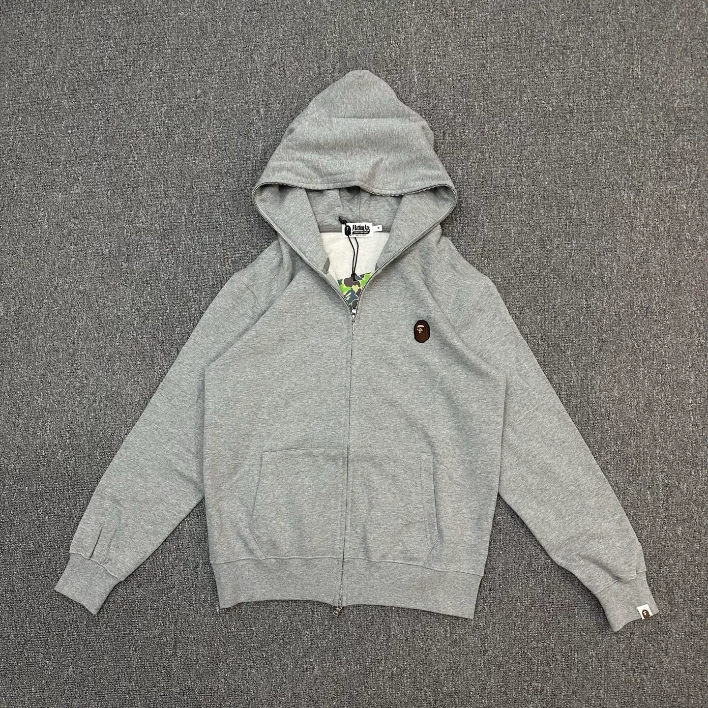 💰380 BAPE A BATHING APE FW24 Ape Man Classic Embroidered Ape Man Badge ZP Open Version 1:1 Customized Fabric Couple Style: S—XXL [Black Gray]
