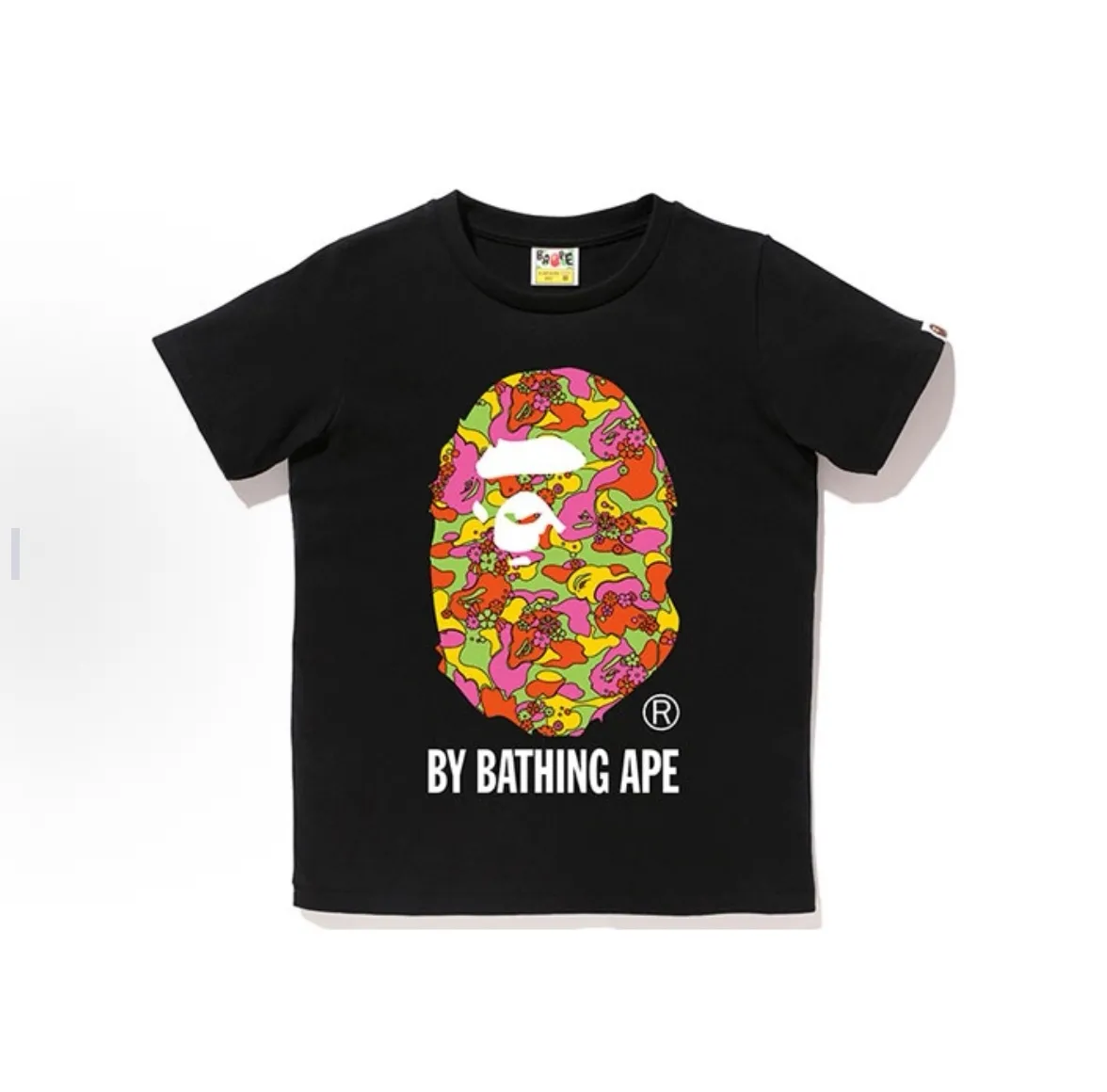 P110 001139 BAPE flower camouflage pattern ape letter print short-sleeved T-shirt, same style for men and women, size smlxlxxl, black and red, white and red, black and green, white and green