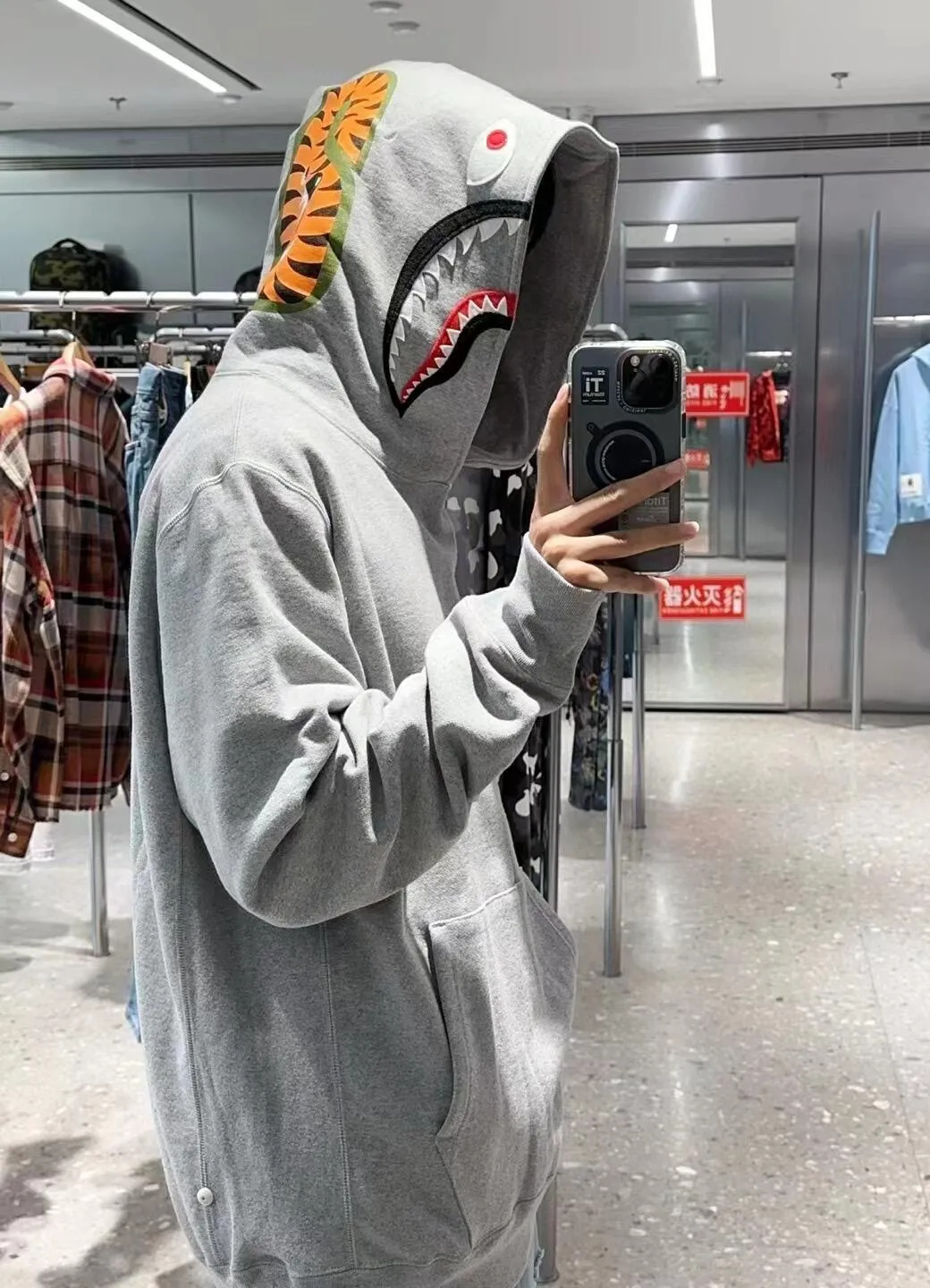 💰380 BAPE SHARK FULL ZIP solid color embroidered shark zipper sweatshirt jacket ZP version correct version 980g weight pure cotton custom fabric Couple style: S—XXL [black gray]