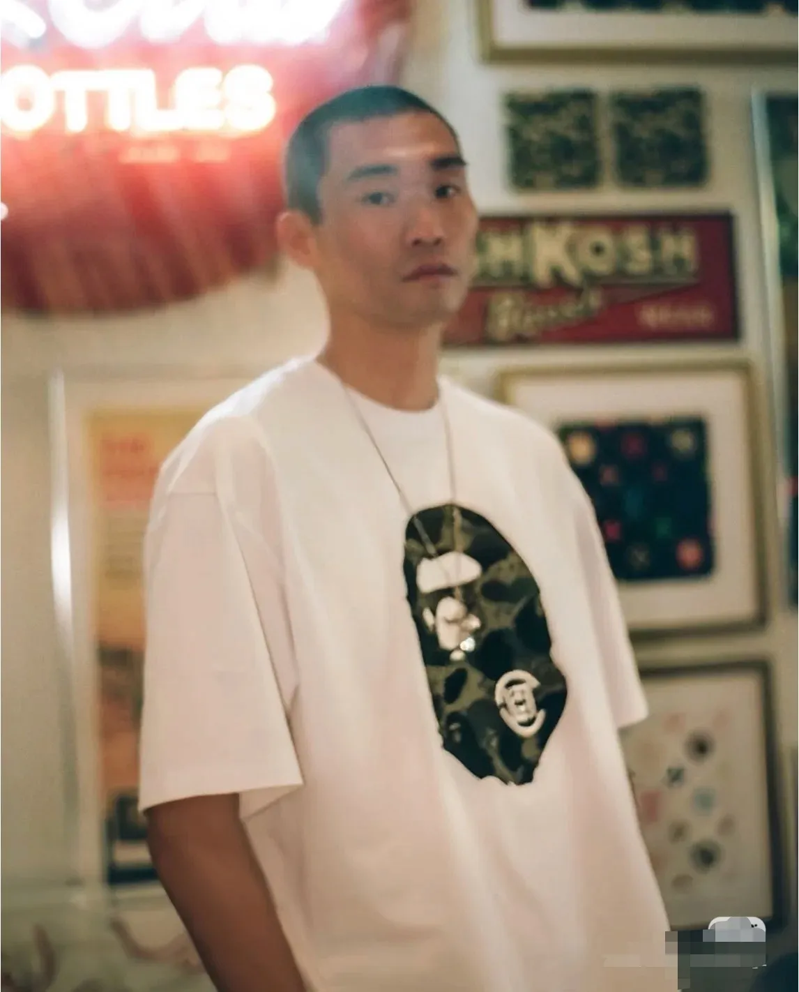 P110 001051 BAPE x CLOT joint model SS25 camouflage pattern round neck short-sleeved T-shirt on the chest, same style for men and women, size smlxlxxl, black and white