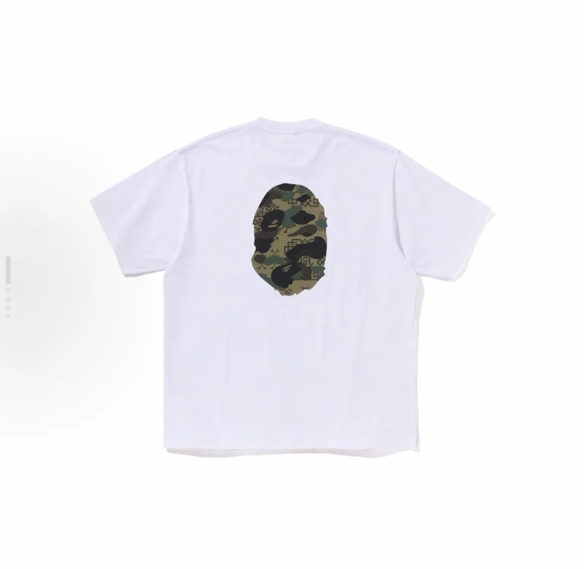 P110 001051 BAPE x CLOT joint model SS25 camouflage pattern round neck short-sleeved T-shirt on the chest, same style for men and women, size smlxlxxl, black and white