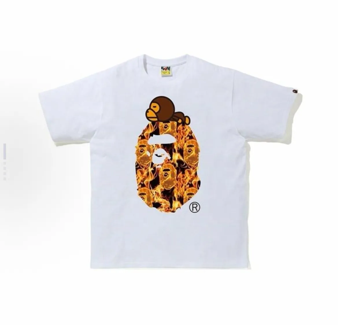 P110 001046 BAPE Flame Milo On Big Ape Tee Flame Milo Ape Man short-sleeved T-shirt, same style for men and women, size smlxlxxl, black and blue, white and blue, black and yellow, white and yellow