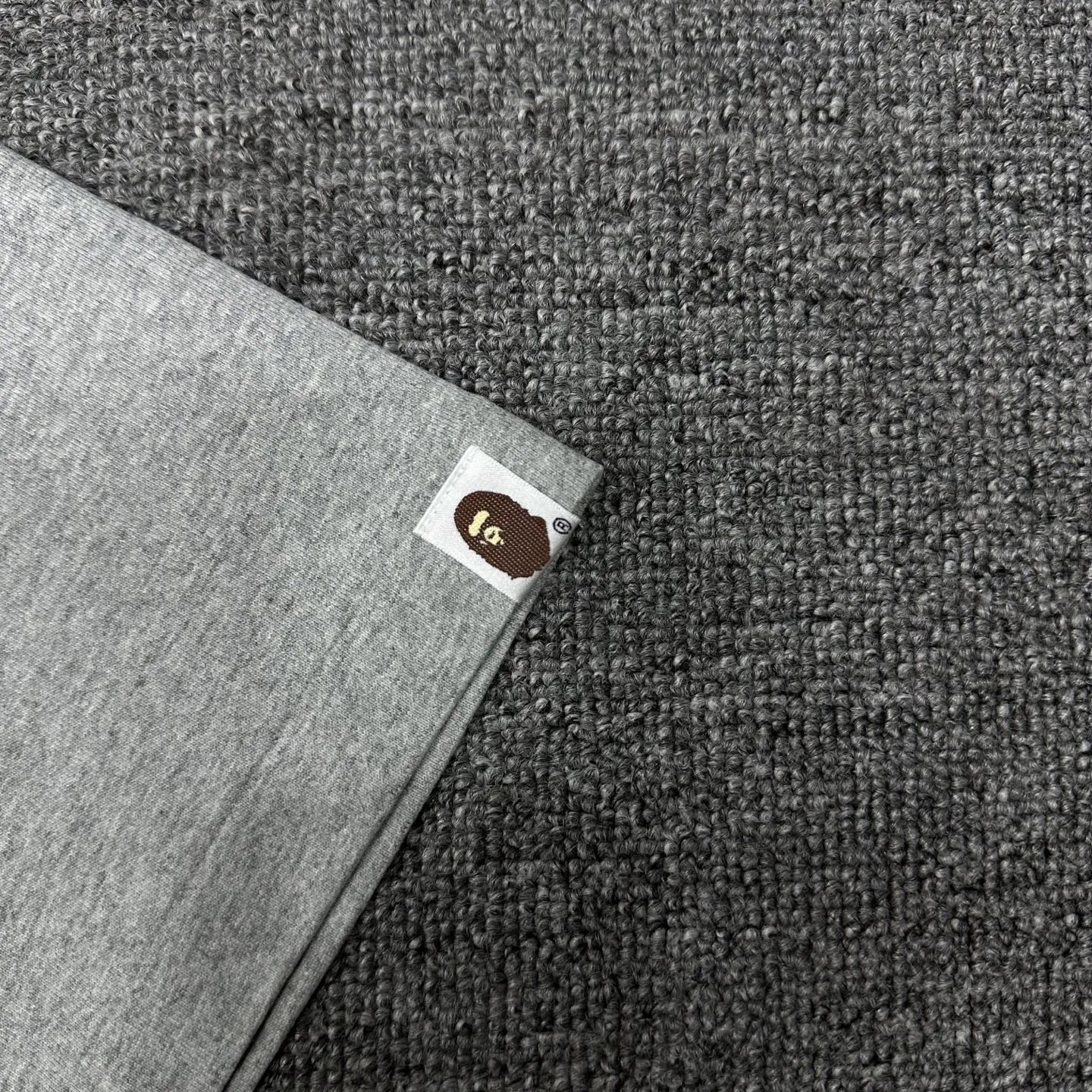 💰140 BAPE watermark pattern short-sleeved T-shirt 280g weight linen cotton fabric ZP version couple style: S-XXL [white gray]