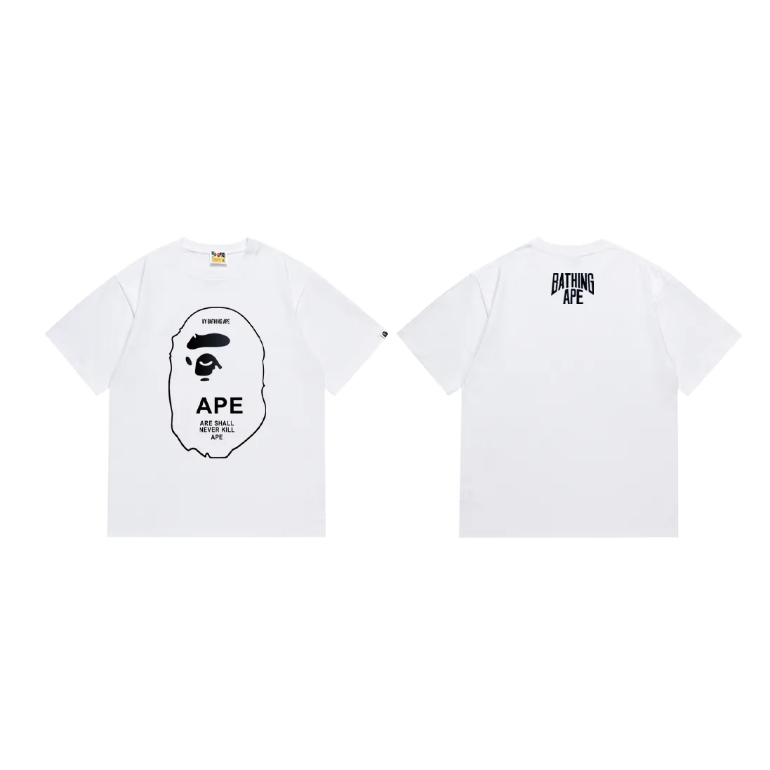 P110 SC035# (top version) BAPE black and white threaded ape-man LOGO double-sided printed short-sleeved T-shirt. Made of 260 grams of high-quality high-weave pure cotton fabric. Double yarn combed, soft texture and no pilling. Imported environmentally friendly printing glue. Bright and three-dimensional pattern. Quality 💥Same style for men and women. The upper body is fashionable. Color: black and white. Size: S M L XL XXL
