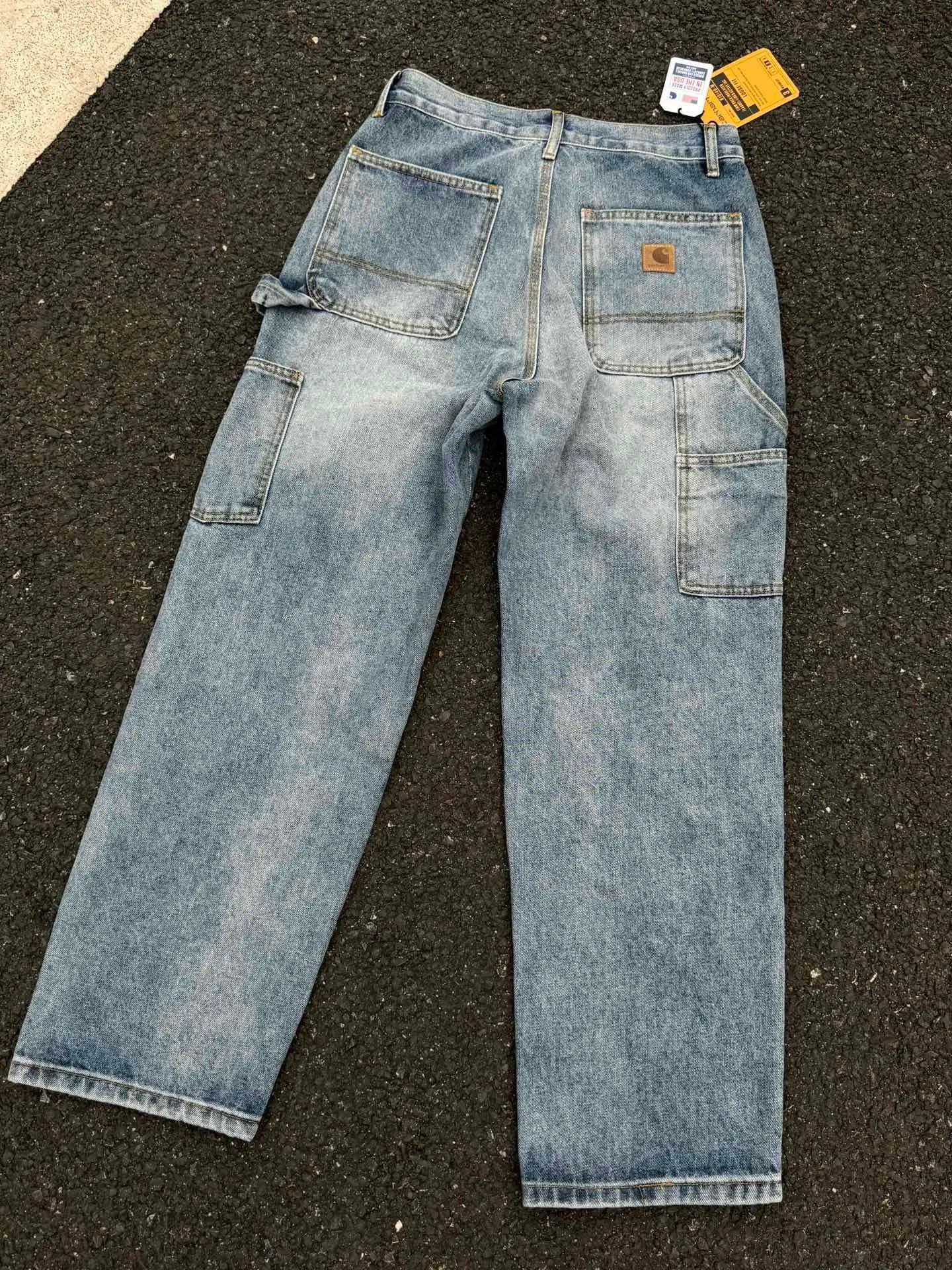 🅿️250 033 Carhartt WIP Japanese style work style jeans with customized original logo buckle, YKK zipper fly, smooth and easy to pull! Many locations are reinforced with tacks, and the workmanship is solid! The overall tailoring adopts three-dimensional structure tailoring! Ergonomically designed, more flexible when wearing! The cut is streamlined and streamlined, allowing you to move flexibly with your body! Integrates functionality, beauty and durability! Suitable for business, travel, leisure and many other occasions! Straight fit Color: Blue Size: S-XXL