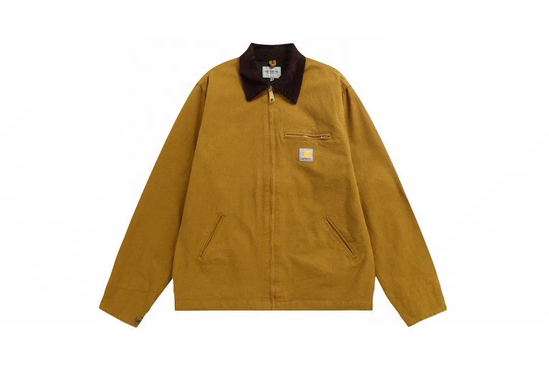 🅿️350 Carhartt Wip Carhartt classic Detroit zipper jacket couple casual workwear jacket 1️⃣The fabric is made of new environmentally friendly twill fabric. The light wash feels and the color will look better with time. It is a very high-quality fabric! 2️⃣The workmanship details are perfectly controlled, the classic logo is embroidered on the chest, the corduroy lapel highlights the unique style, the customized gold zipper, and the gold buttons all have logos that become more unique as they wear out with use! 3️⃣ Suitable for daily wear and can be worn in various styles. It is a very versatile jacket for men and women!  Color: black, yellow, purple Size: S, M, L, XL