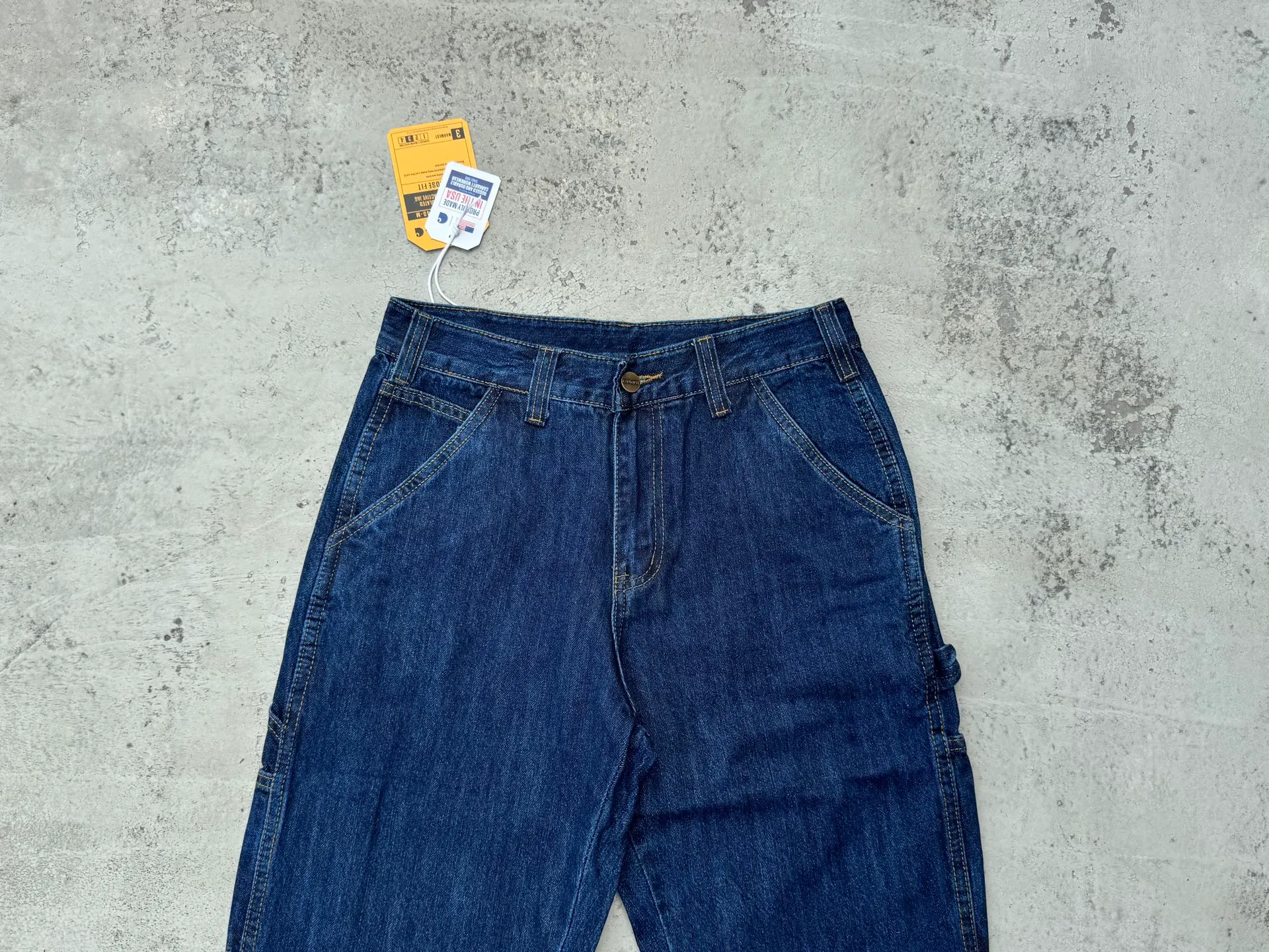 🅿️236 K044 Carhartt WIP Carhartt lumberjack Japanese style work style jeans, customized original logo buckle, YKK zipper fly, smooth and easy to pull! Many locations are reinforced with tacks, and the workmanship is solid! The overall tailoring adopts three-dimensional structure tailoring! Ergonomically designed, more flexible when wearing! The cut is streamlined and streamlined, allowing you to move flexibly with your body! Integrates functionality, beauty and durability! Suitable for business, travel, leisure and many other occasions! Straight fit Color: Blue Size: S-XXL