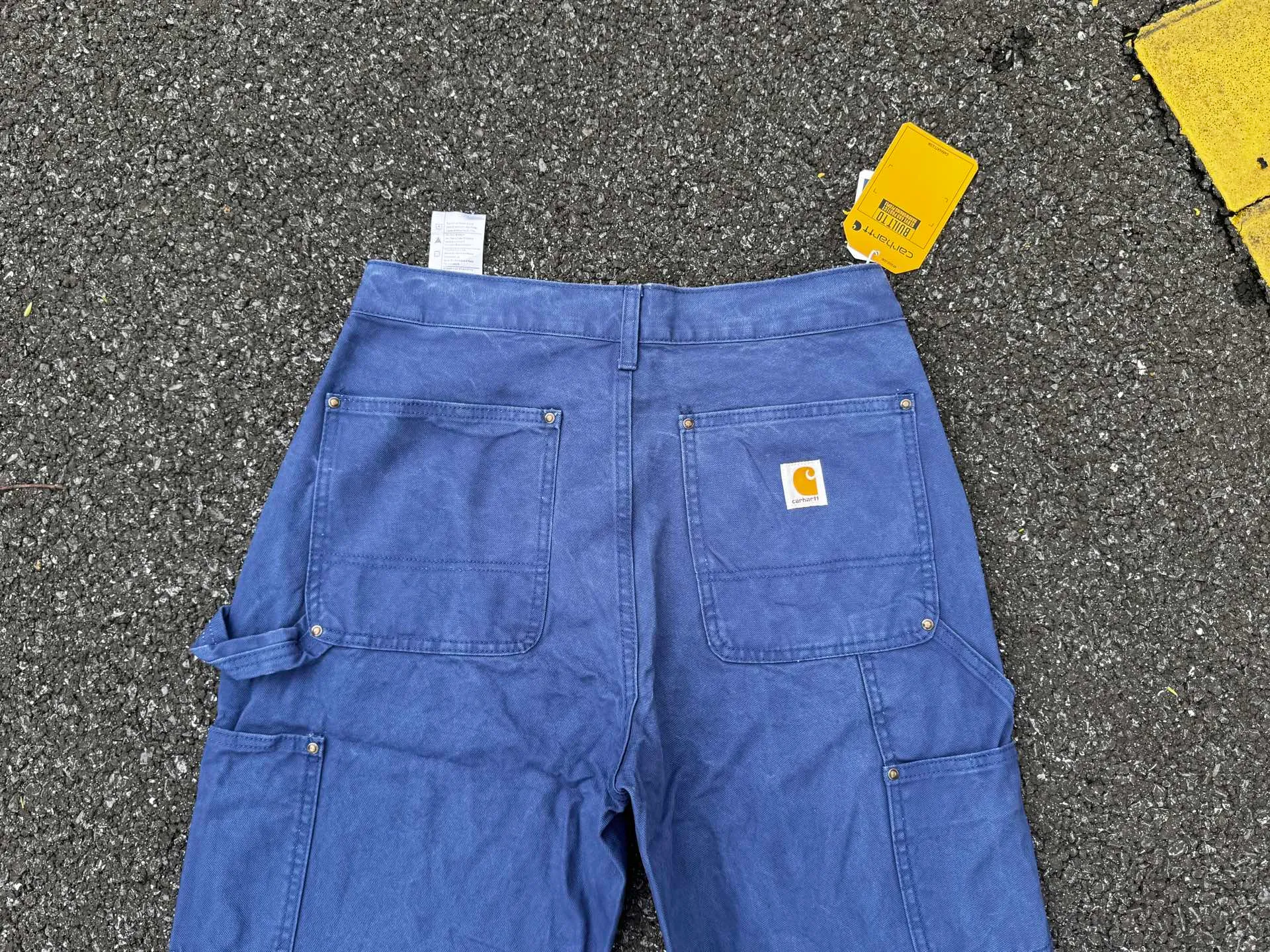 🅿️260 K009 Carhartt WIP Japanese style work style jeans with customized original logo buckle, YKK zipper fly, smooth and easy to pull! Many locations are reinforced with tacks, and the workmanship is solid! The overall tailoring adopts three-dimensional structure tailoring! Ergonomically designed, more flexible when wearing! The cut is streamlined and streamlined, allowing you to move flexibly with your body! Integrates functionality, beauty and durability! Suitable for business, travel, leisure and many other occasions! Straight version Color: Navy Blue Size: 28 30 32 34 36 (corresponds to S M L XL XXL)