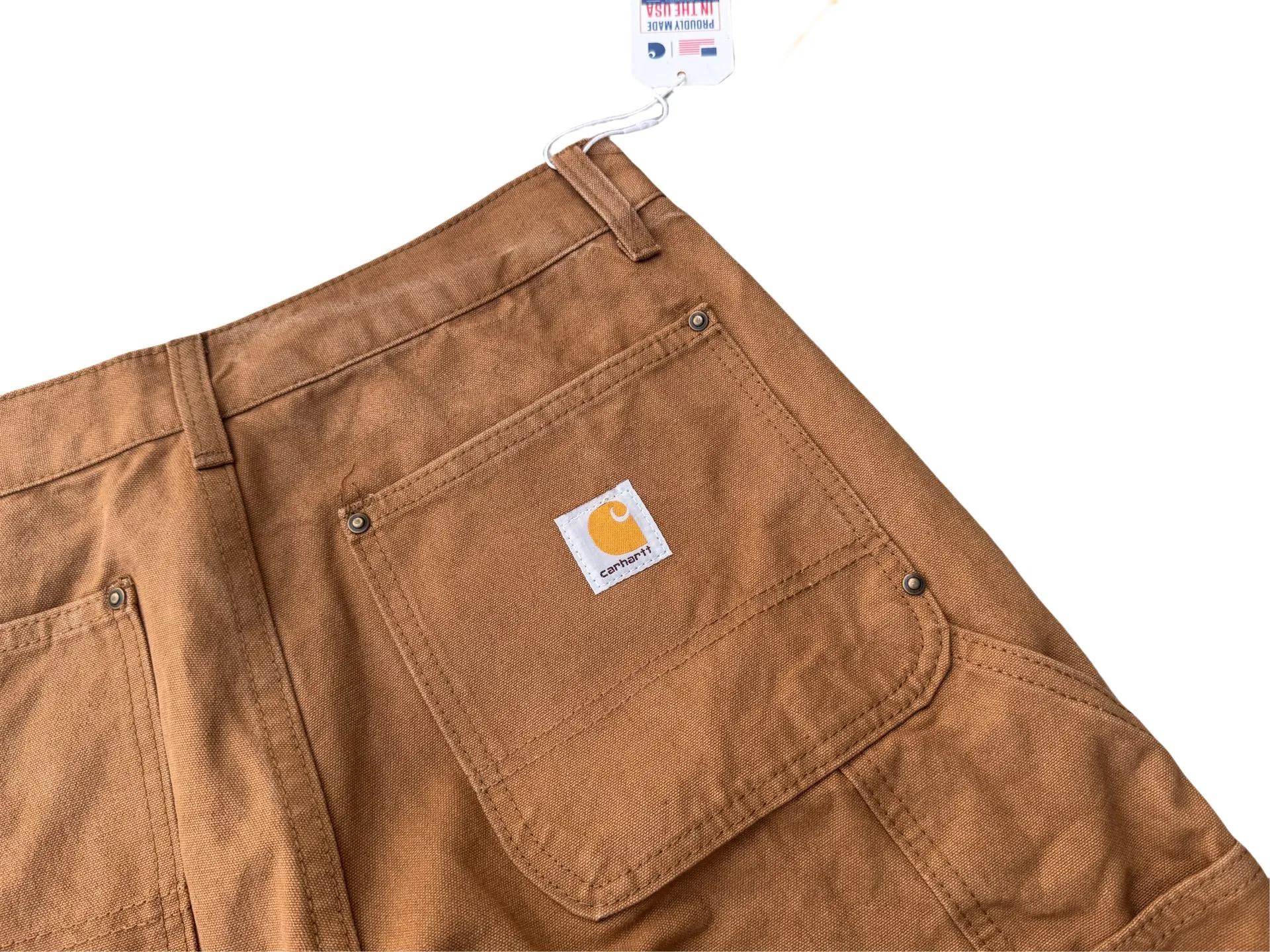 🅿️250 K020 Carhartt WIP Japanese style work style jeans with customized original logo buckle, YKK zipper fly, smooth and easy to pull! Many locations are reinforced with tacks, and the workmanship is solid! The overall tailoring adopts three-dimensional structure tailoring! Ergonomically designed, more flexible when wearing! The cut is streamlined and streamlined, allowing you to move flexibly with your body! Integrates functionality, beauty and durability! Suitable for business, travel, leisure and many other occasions! Straight version Color: Khaki Size: S-XXL (28 30 32 34 36)