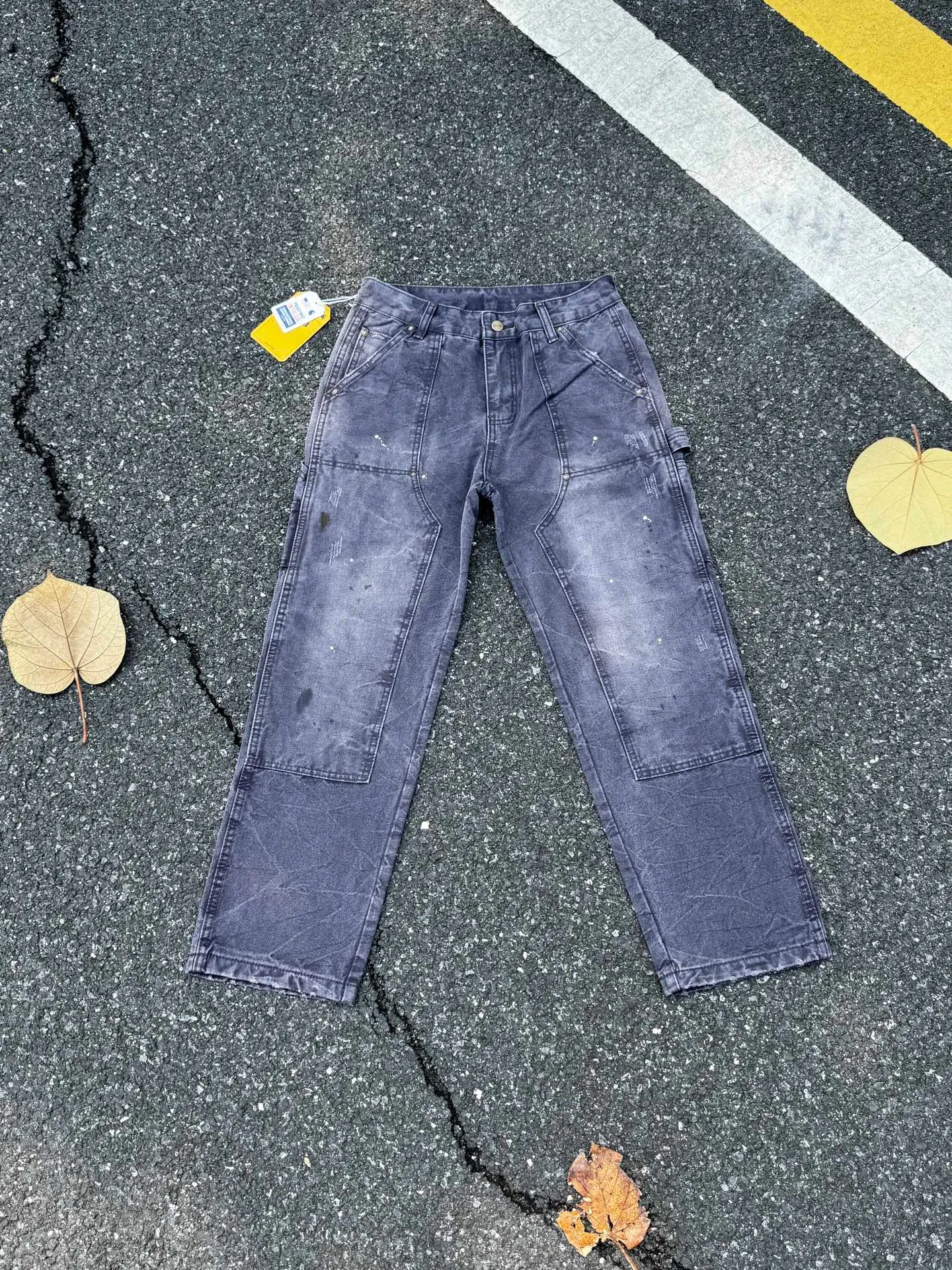 🅿️270 KH2 top vtg Carhartt WIP Carhartt vintage splashed ink holes distressed retro lumberjack Japanese work style jeans Accessories: Customized original logo buckle, including the internal top bracket, which is also compared to the original one with logo hole nails, YKK zipper fly, smooth and easy to pull! Many locations are reinforced with tacks, and the workmanship is solid!  Fabric: The table is made of original authentic custom-made imported fabrics, and the overall tailoring adopts three-dimensional structure tailoring! Ergonomically designed, more flexible when wearing! The cut is streamlined and streamlined, allowing you to move flexibly with your body! Integrates functionality, beauty and durability! Suitable for business, travel, leisure and many other occasions! Straight version Color: Splash gray purple Code number: 28 30 32 34 36