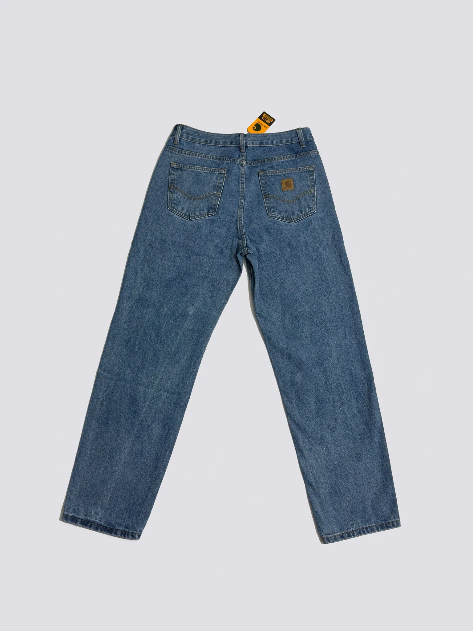 🅿️230 444 Carhartt WIP American B17 loose heavyweight denim washed micro-taper work jeans, customized original logo buckle, YKK zipper fly, smooth and easy to pull! Many locations are reinforced with tacks, and the workmanship is solid! The overall tailoring adopts three-dimensional structure tailoring! Ergonomically designed, more flexible when wearing! The cut is streamlined and streamlined, allowing you to move flexibly with your body! Integrates functionality, beauty and durability! Suitable for business, travel, leisure and many other occasions! Straight fit Color: Blue Size: S-XXL