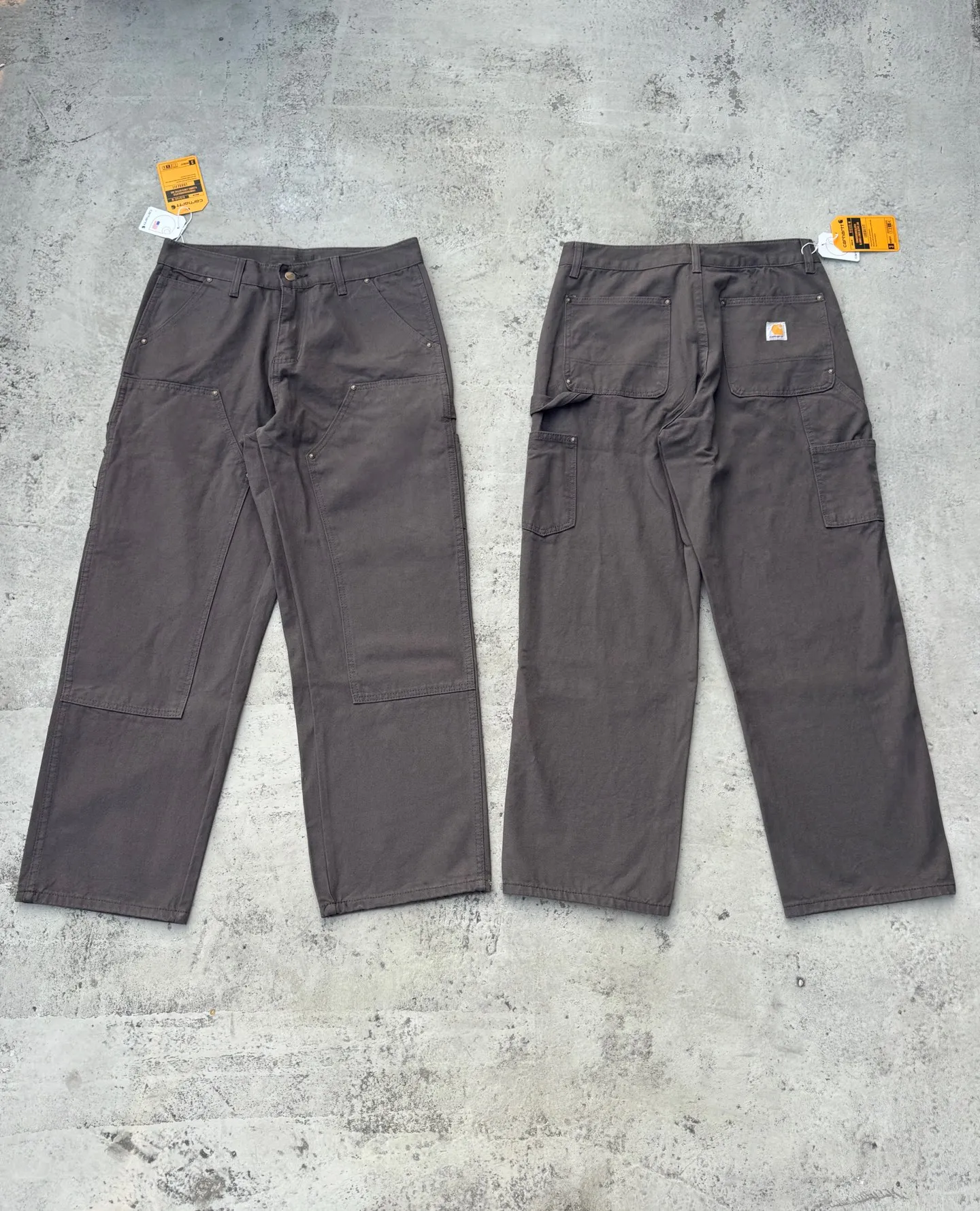 🅿️250 K021 Carhartt WIP Japanese style work style jeans with customized original logo buckle, YKK zipper fly, smooth and easy to pull! Many locations are reinforced with tacks, and the workmanship is solid! The overall tailoring adopts three-dimensional structure tailoring! Ergonomically designed, more flexible when wearing! The cut is streamlined and streamlined, allowing you to move flexibly with your body! Integrates functionality, beauty and durability! Suitable for business, travel, leisure and many other occasions! Straight version Color: Dark Gray Size: S-XXL (28 30 32 34 36)