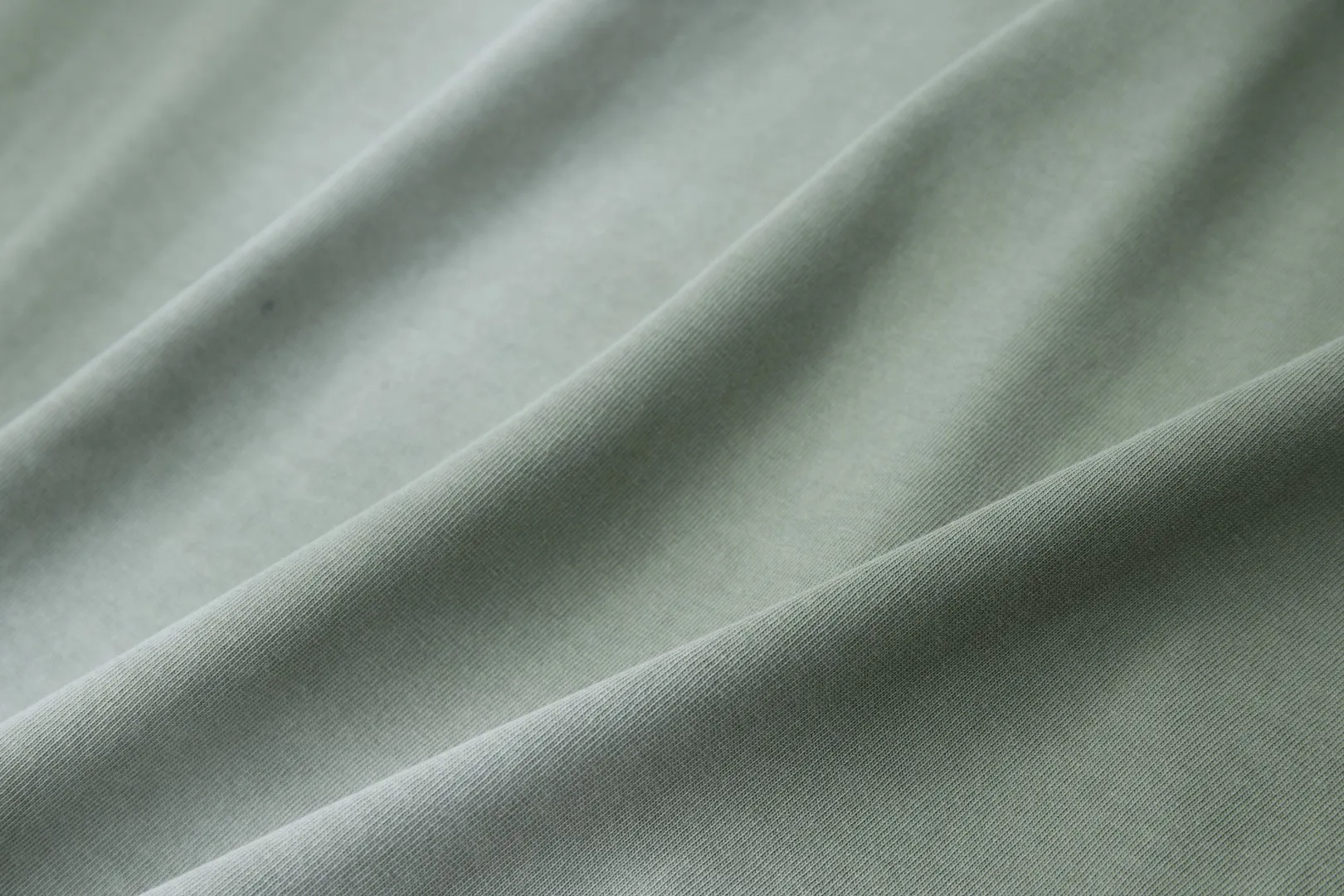🅿️230 ✨CEL✨🆕25SS Spring and Summer New Style Distressed Printed Short Sleeves Light Luxury Essential Item for Men and Women's Daily Commuting Correct Version Welcome to Compare Detailed Features · 280g 100% pure cotton double yarn jersey fabric · Custom dyed in the same cylinder, special thickened 32 count double-ply 1X1 thread · Wow glue patch . Ready-made garment dyeing Then do the faded fried snowflake process, then wash with water to make it look old. General washing improves the effect · Double-needle stitching across seams · Original main mark, washed tag, branded moisture-proof paper packaging Color: black/green//blue/coffee/ Size: S/M/L/XL