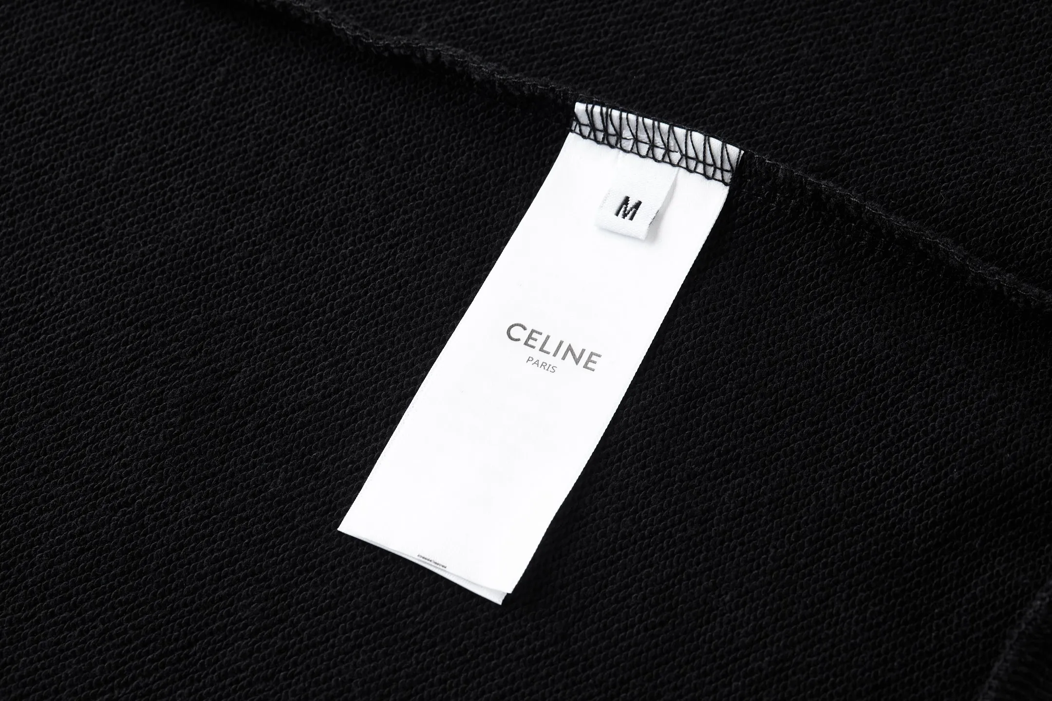 🅿️360 [Exclusive supply] Celine Arc de Triomphe embroidered round neck sweatshirt. The fabric is made of 380g pure cotton double-ply terry, the thread is matched with 2*2 double yarn thread, and the fabric is custom-woven from Xinjiang cotton. The craft embroidery uses 3D three-dimensional embroidery, and the embroidery pattern has clear lines and approximately 1,200 stitches. The triangle under the collar is spliced ​​with threads. Size:S-M-L-XL