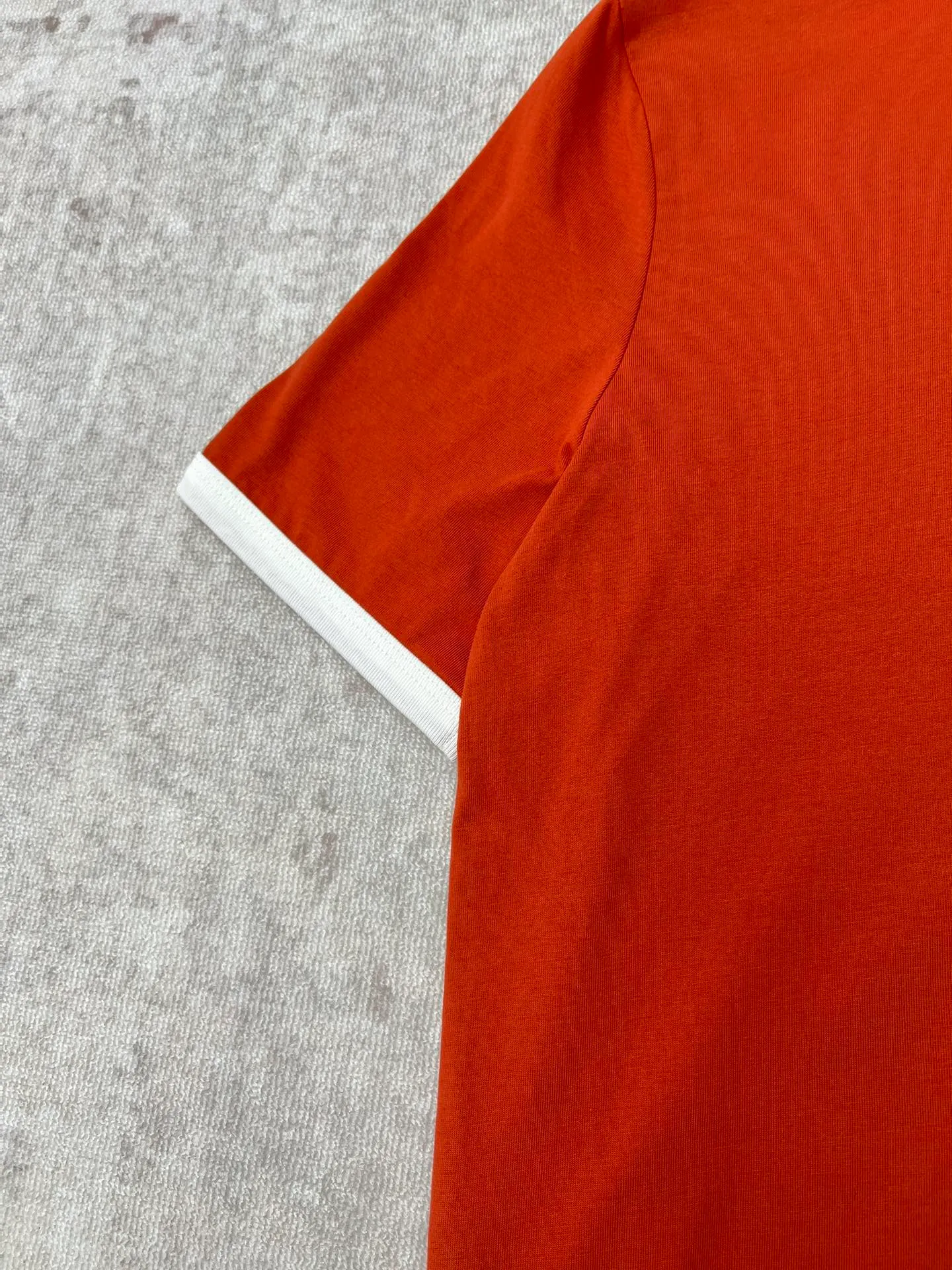 🅿️240 Celine 25ss new jersey 70s style T-shirt decorated with CELINE PARIS TRIOMPHE print, classic fit, round neck, contrasting ribbed trim Size: S.M.L