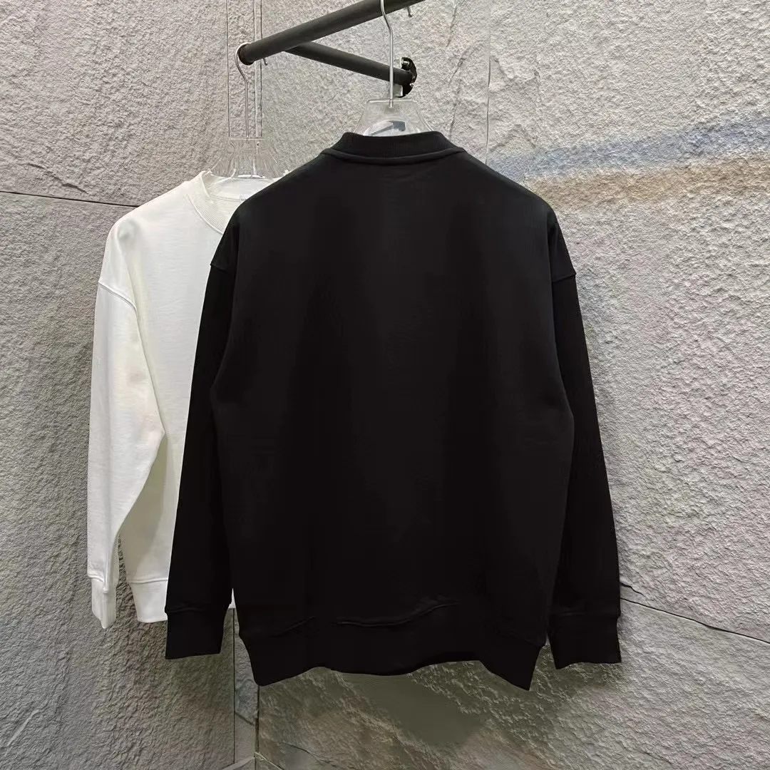 🅿️250 Celin* Celin 2025 early autumn and winter new style, simple personalized letter embroidery on the chest, long-sleeved sweatshirt, customized terry fabric, same style for men and women. Size: S M L XL XXL five codes. Color: black white