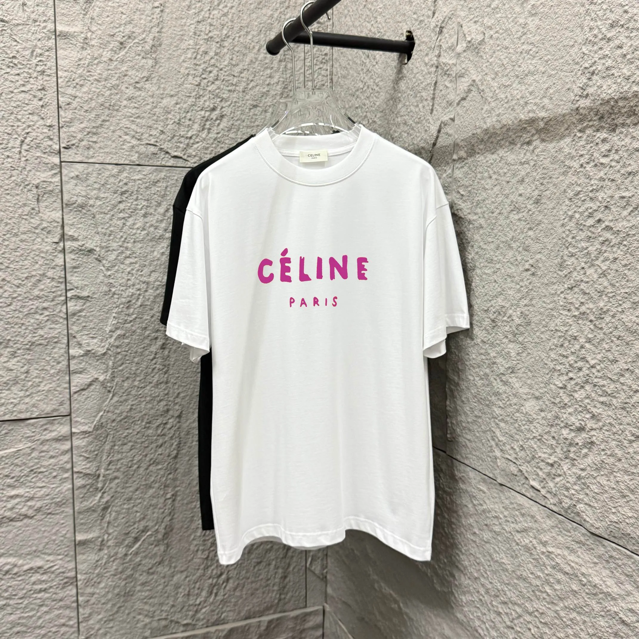 🅿️180 Celi*ne 2025 spring and summer style, simple colorful letters, flocking process, personalized logo, customized double yarn plain cotton fabric, short-sleeved T-shirt, same style for men and women. Size: S (90-130 catties) M (120-150 catties) L (140-165 catties) XL (160-180 catties) XXL (180-210 pounds) Color: black white