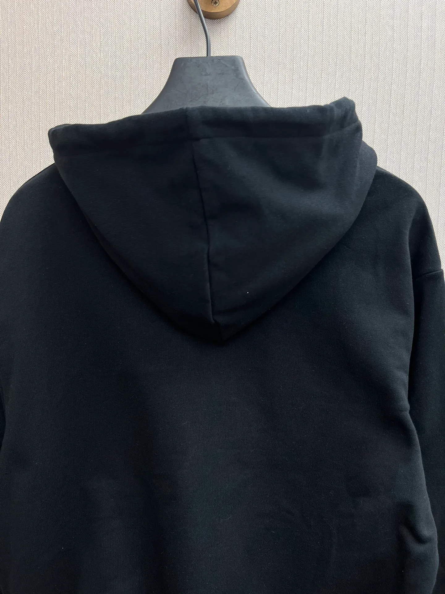 🅿️400 Celine 25ss new hooded lettered long-sleeved sweatshirt, same style for men and women, high version, code number: S.M.L.XL.